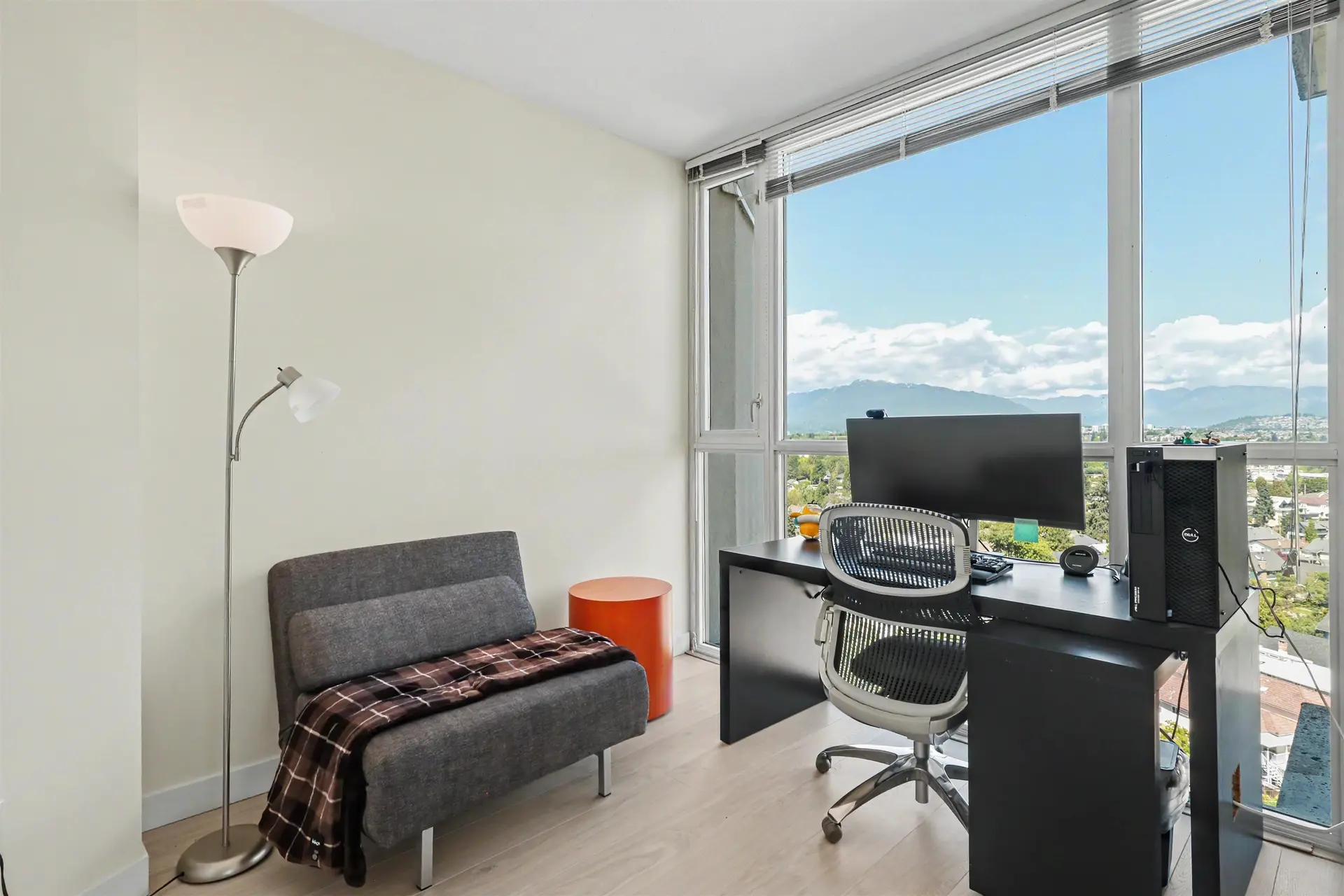 #1307 4028 Knight Street - Image 14