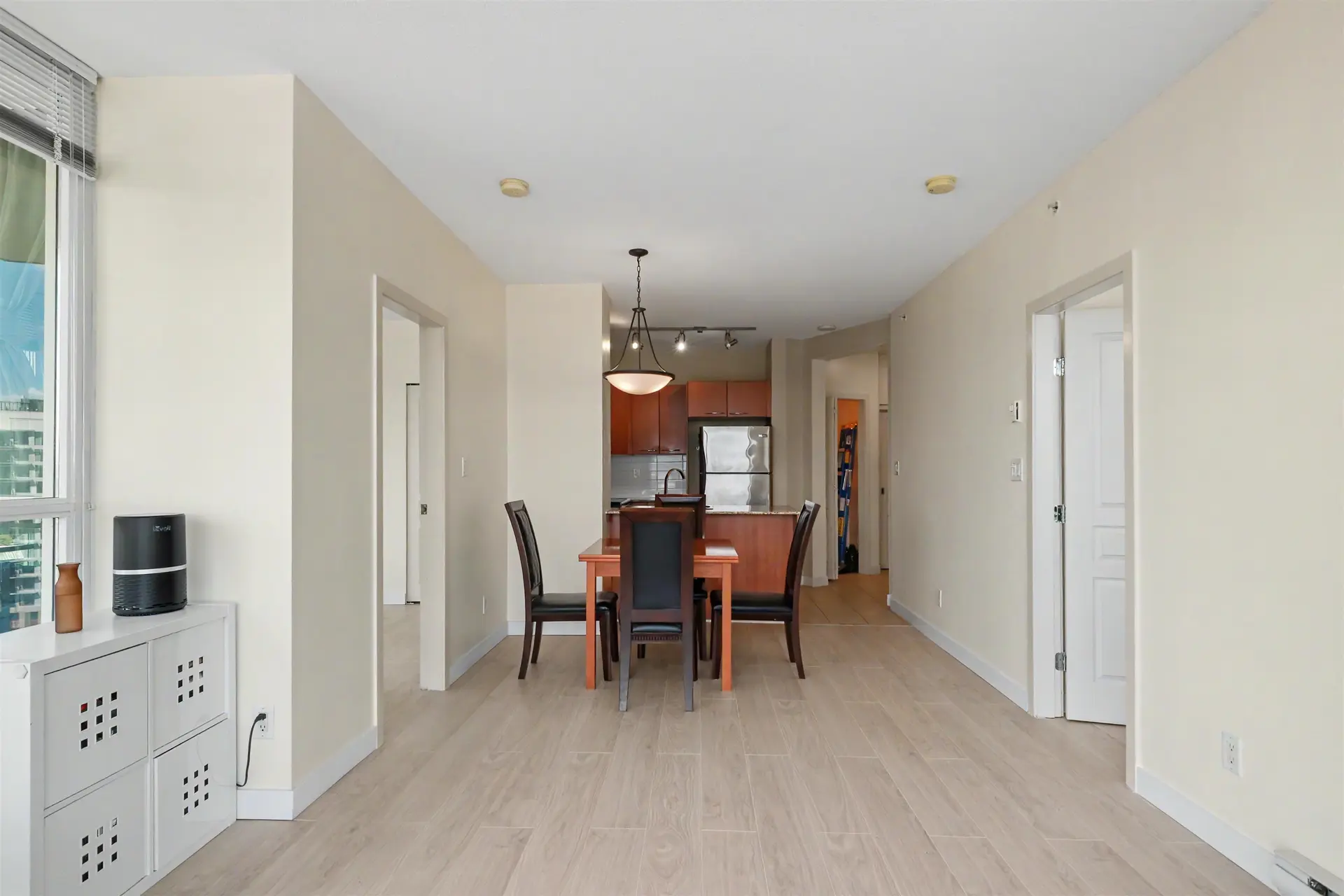 #1307 4028 Knight Street - Image 4