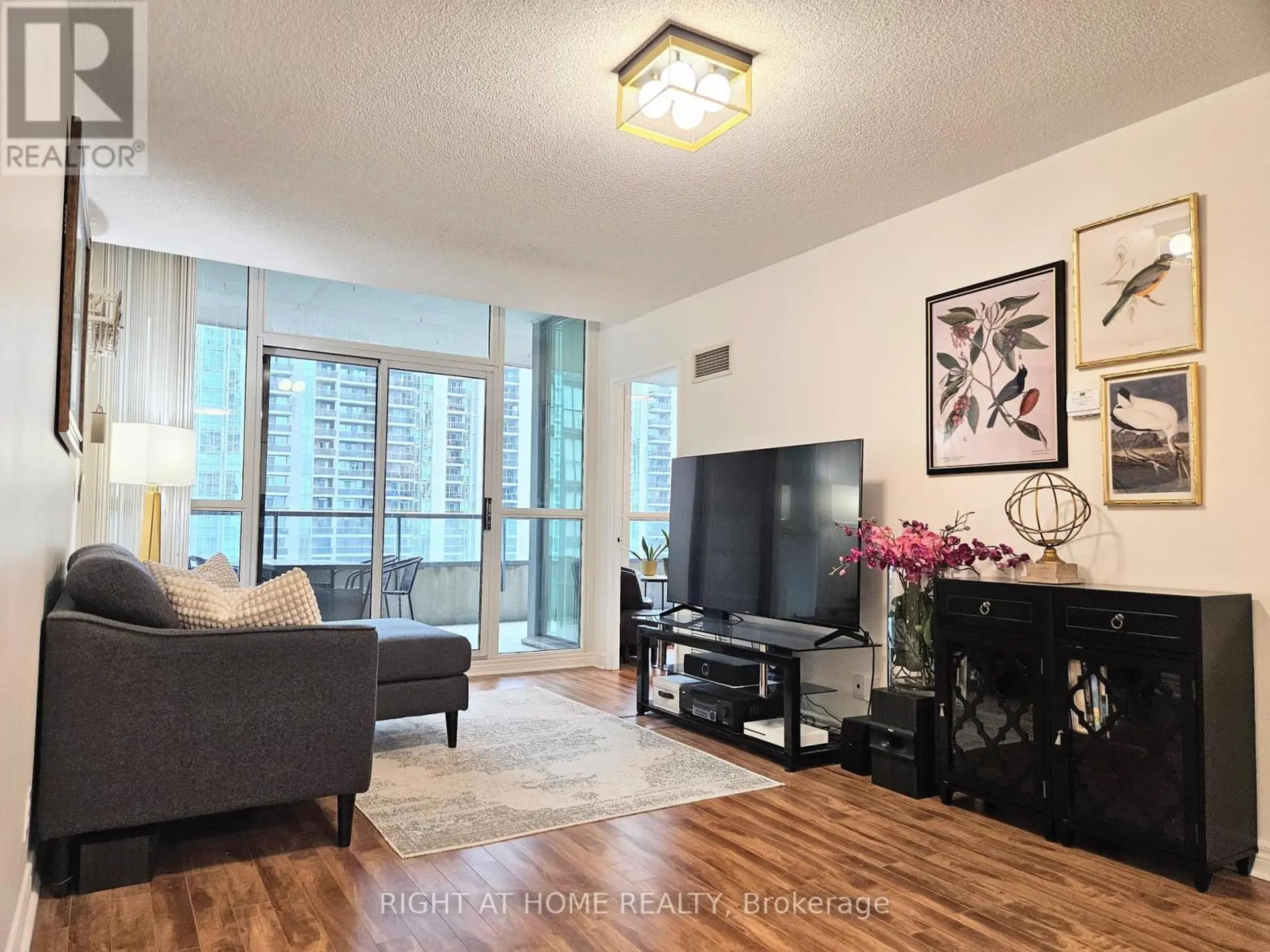 #1511 23 HOLLYWOOD AVENUE - Image 2