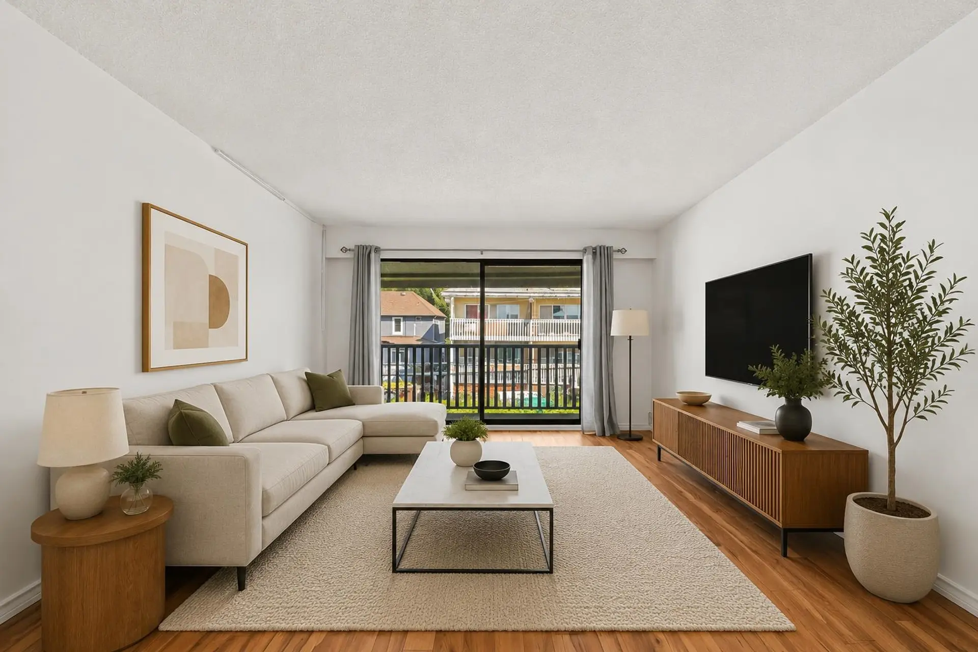 #315 310 W 3rd Street - Image 2