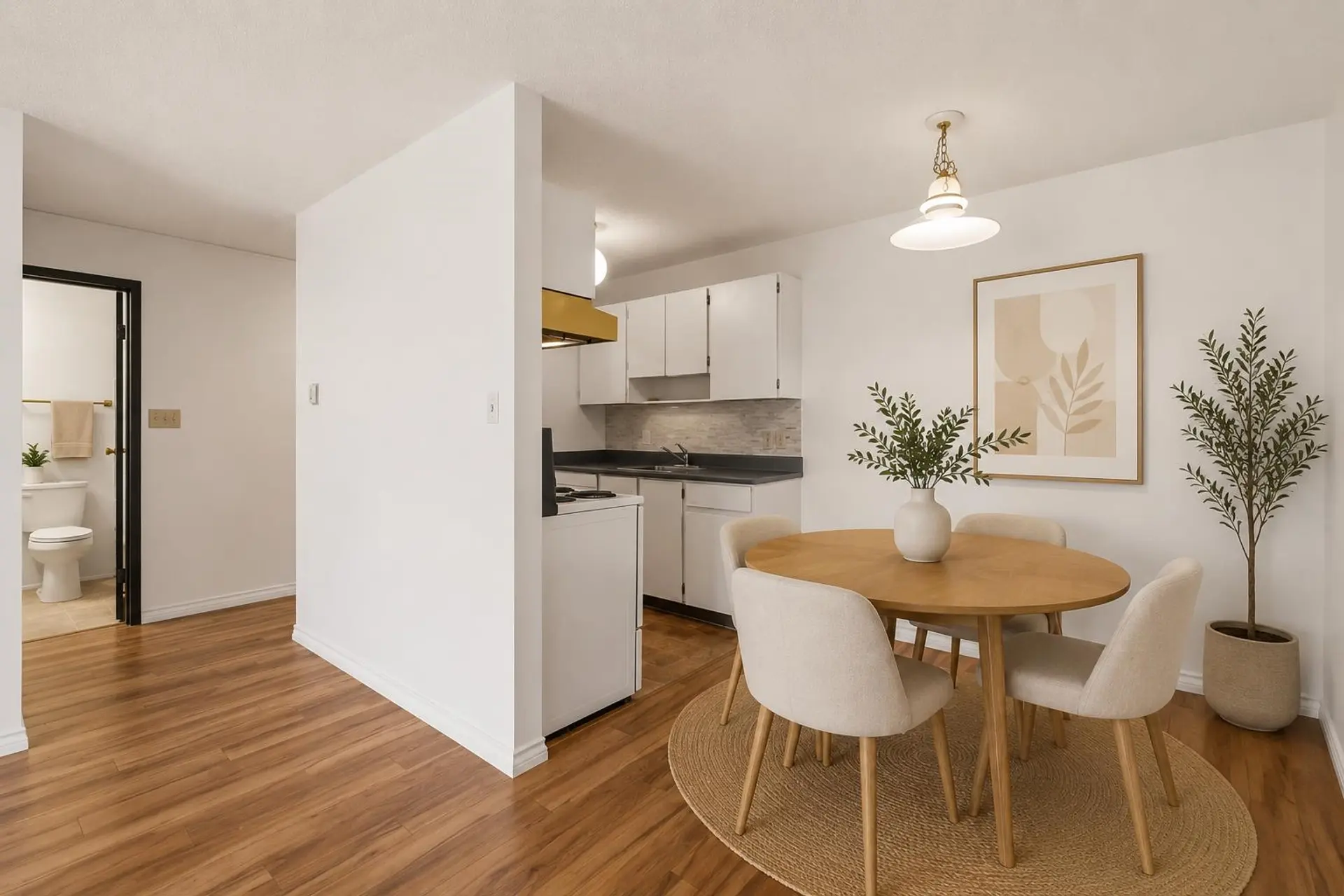 #315 310 W 3rd Street - Image 5