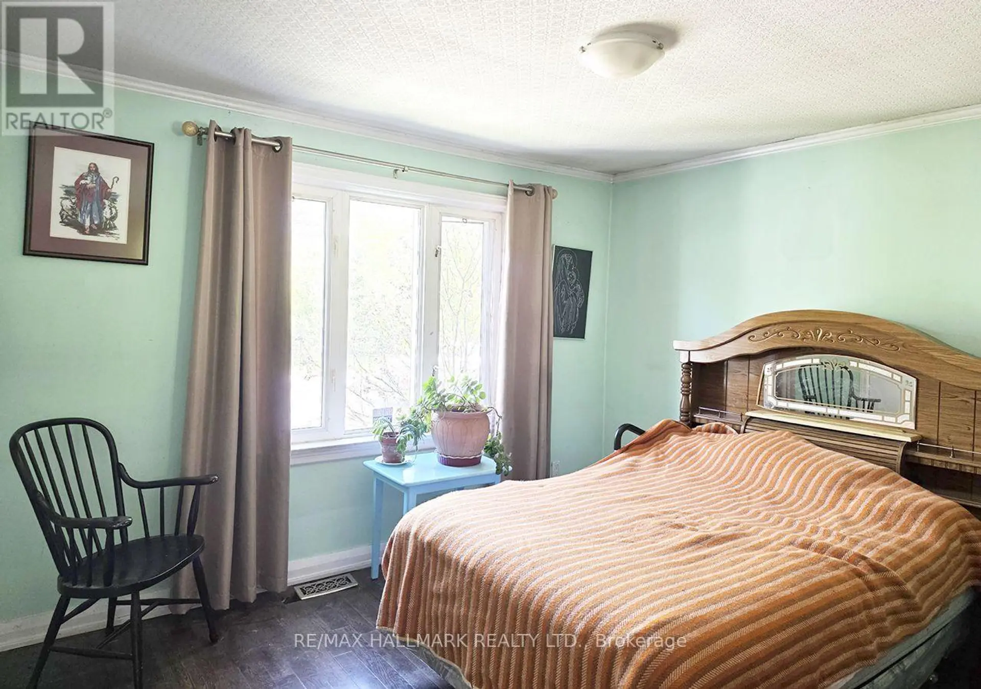 115 LANKIN BOULEVARD - Image 7