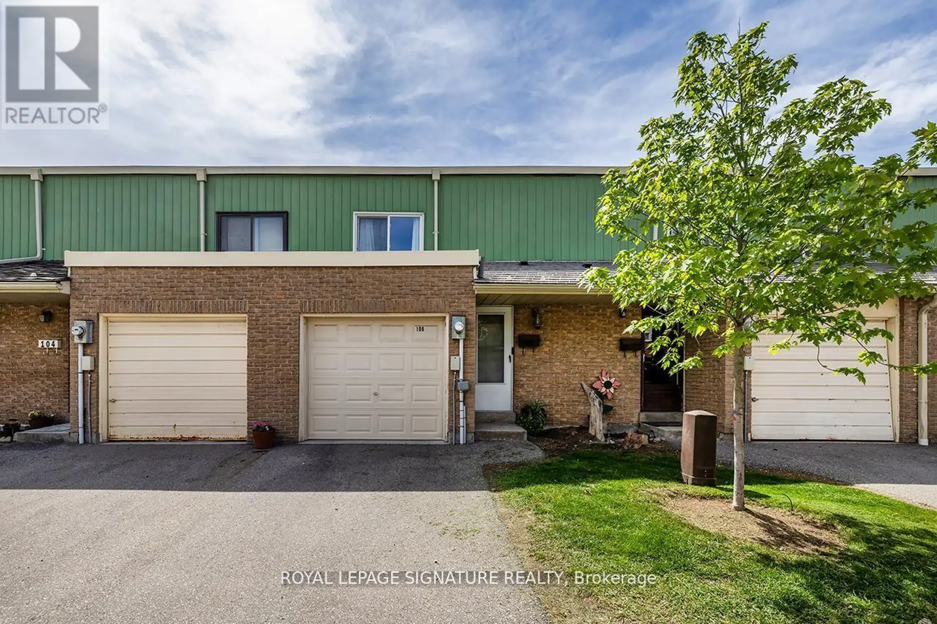 106 THORNY VINEWAY - Image 2