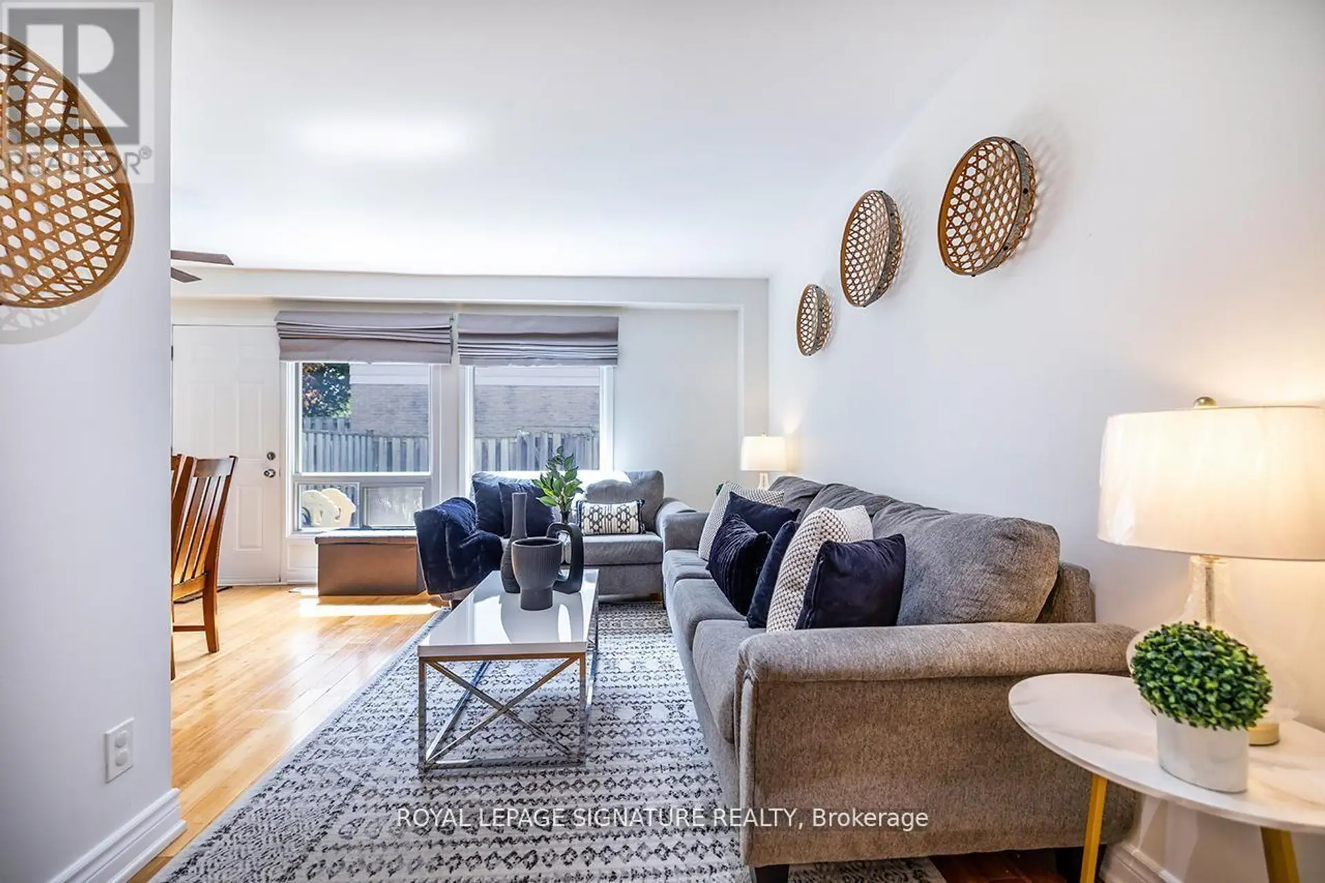 106 THORNY VINEWAY - Image 6