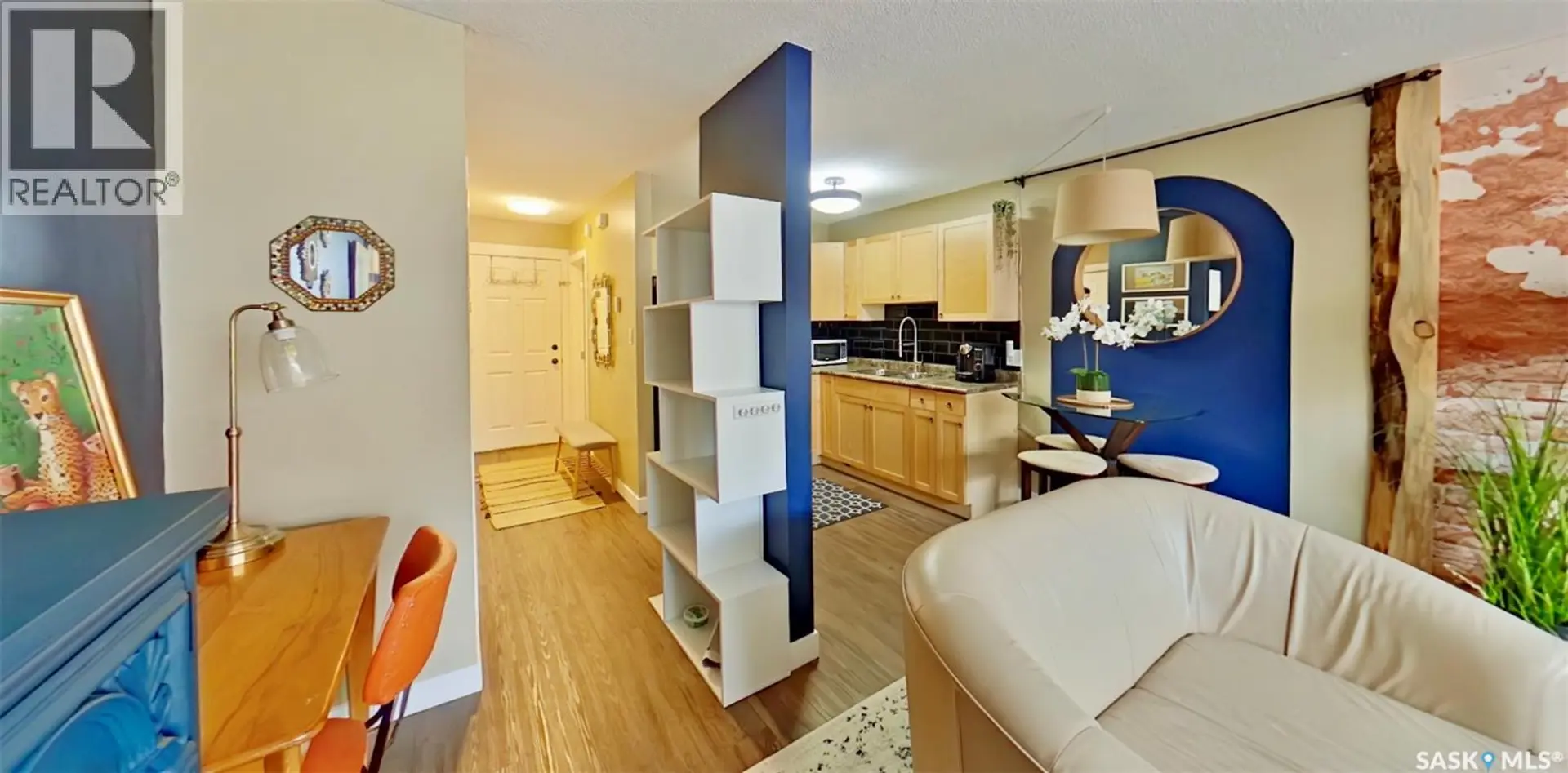 #2 2358 Rae STREET - Image 9