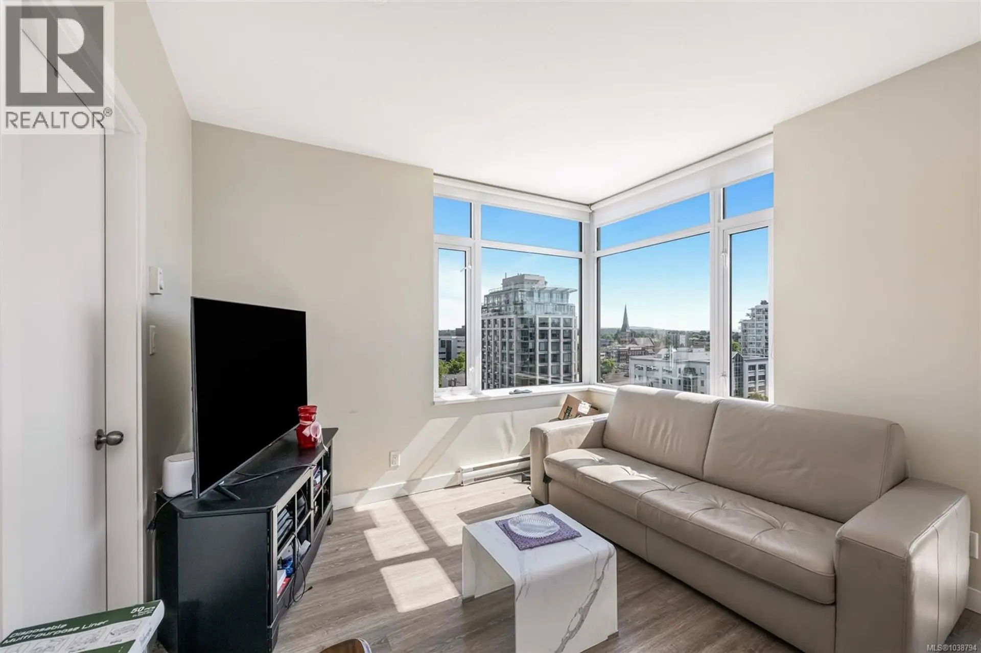 #1103 728 Yates St - Image 3