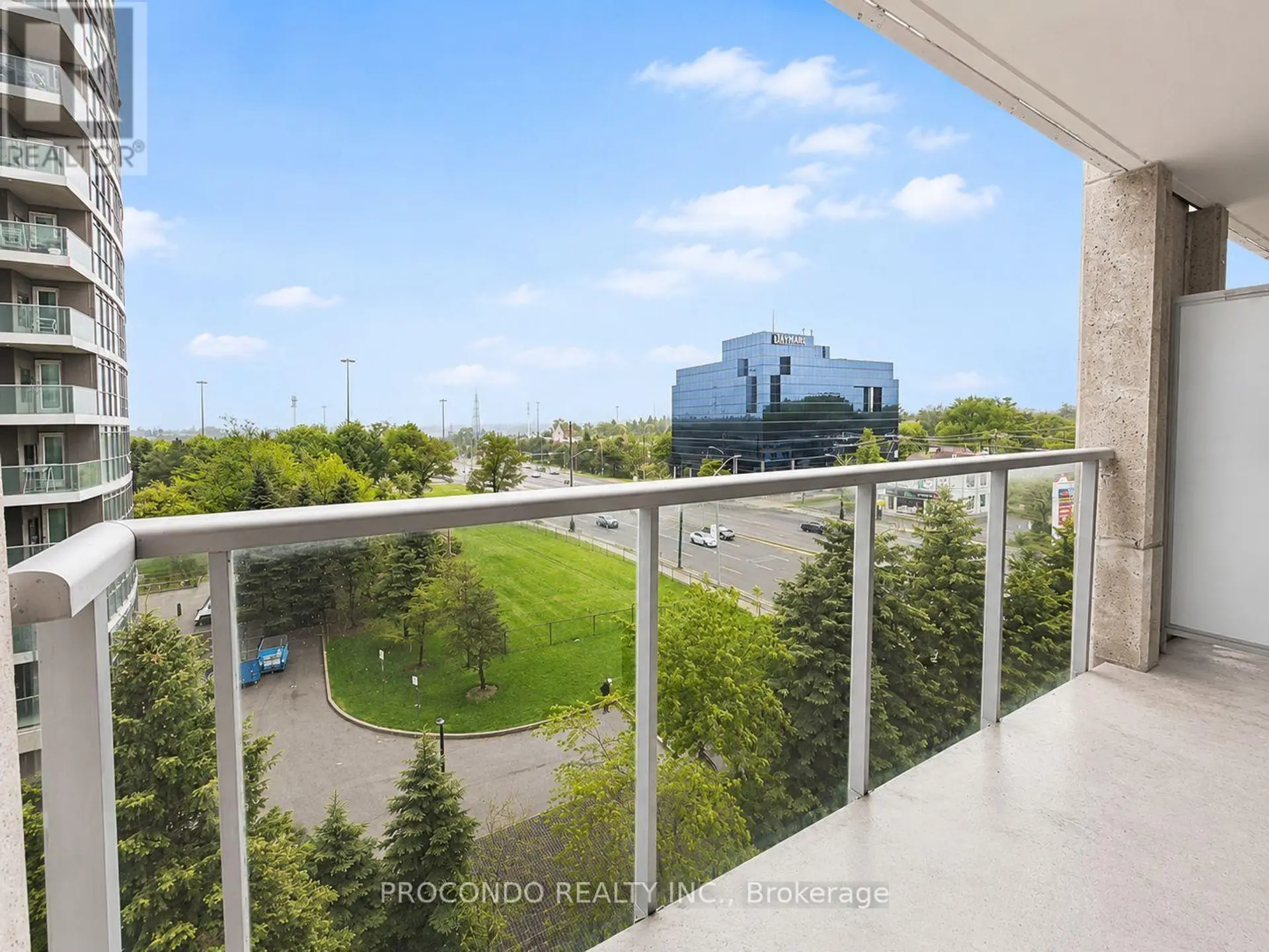 #509 18 HARRISON GARDEN BOULEVARD - Image 19
