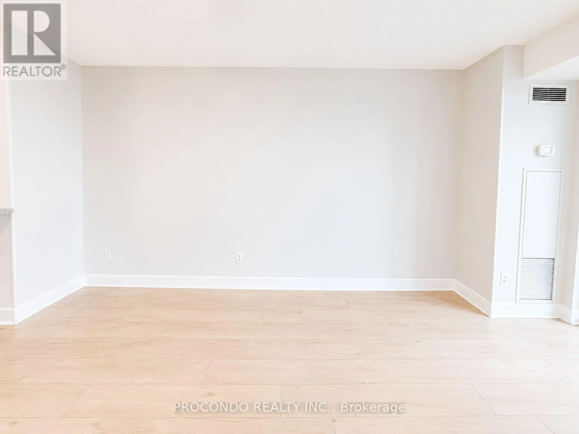 #509 18 HARRISON GARDEN BOULEVARD - Image 9
