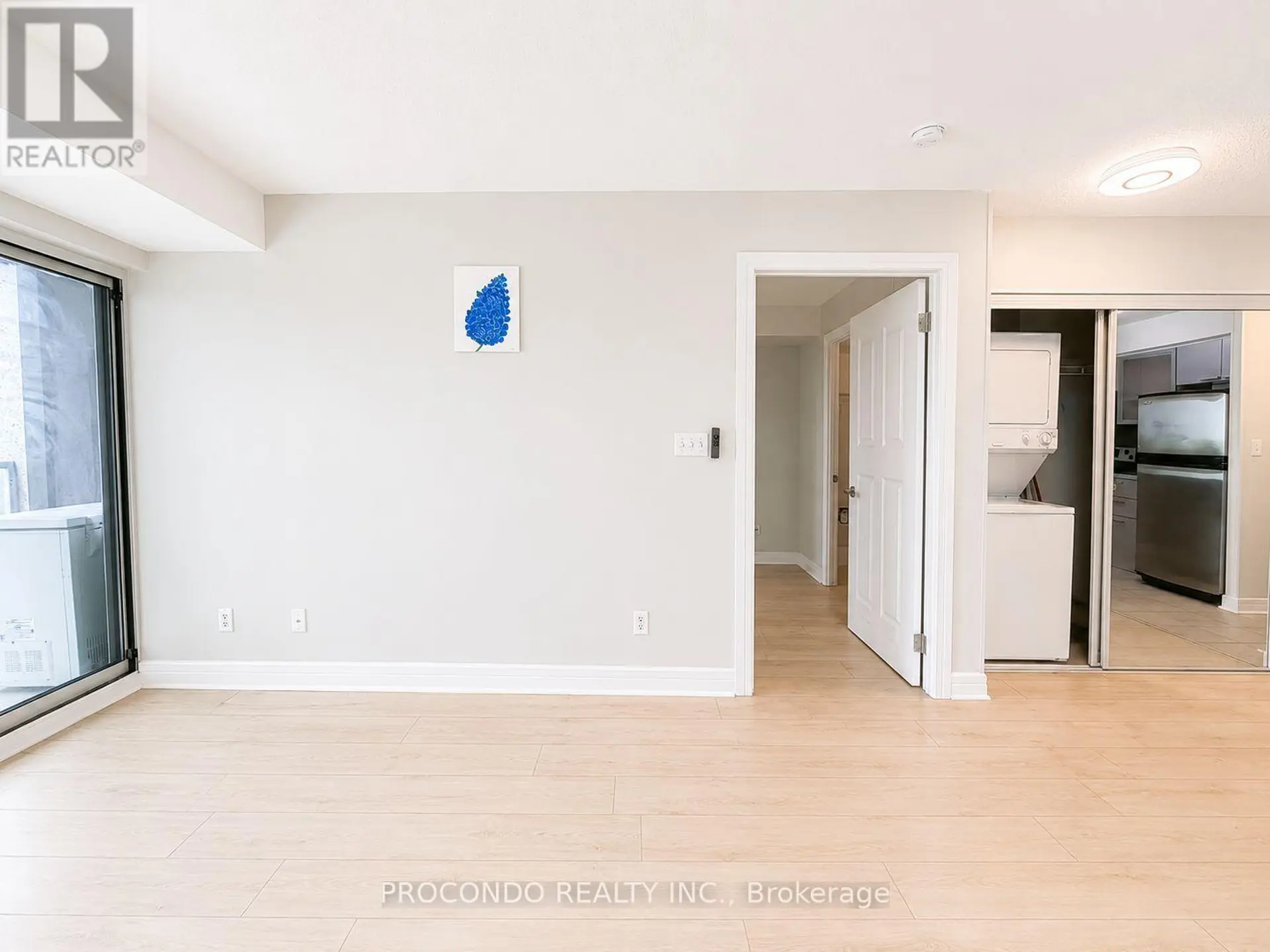 #509 18 HARRISON GARDEN BOULEVARD - Image 8