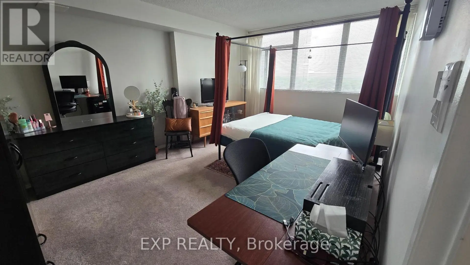 #1105 530 LAURIER AVENUE W - Image 13