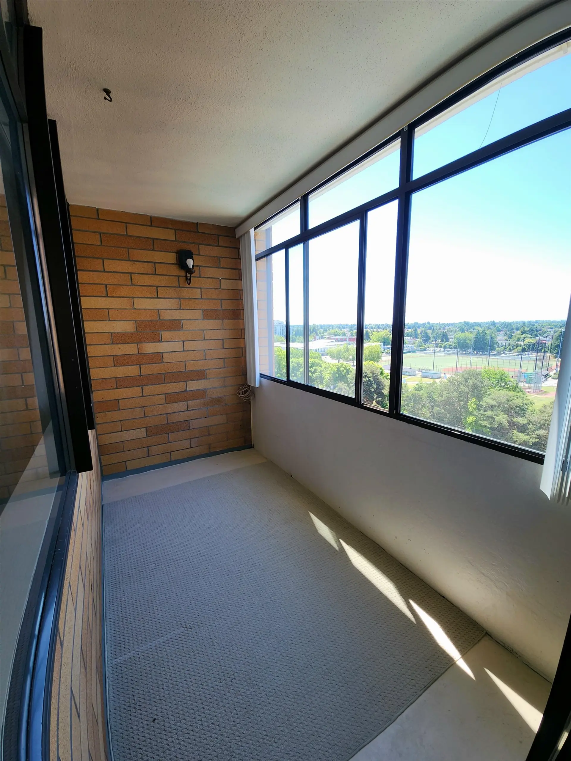 #1305 6631 Minoru Boulevard - Image 9