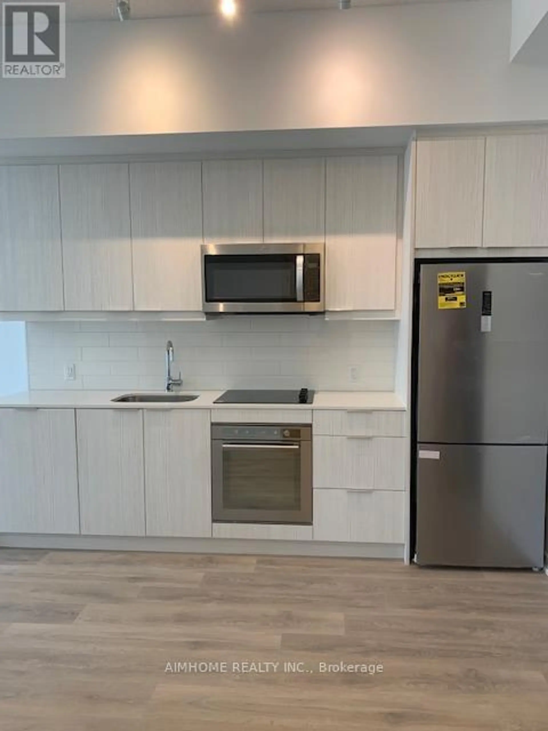 #306 32 FOREST MANOR ROAD - Image 2