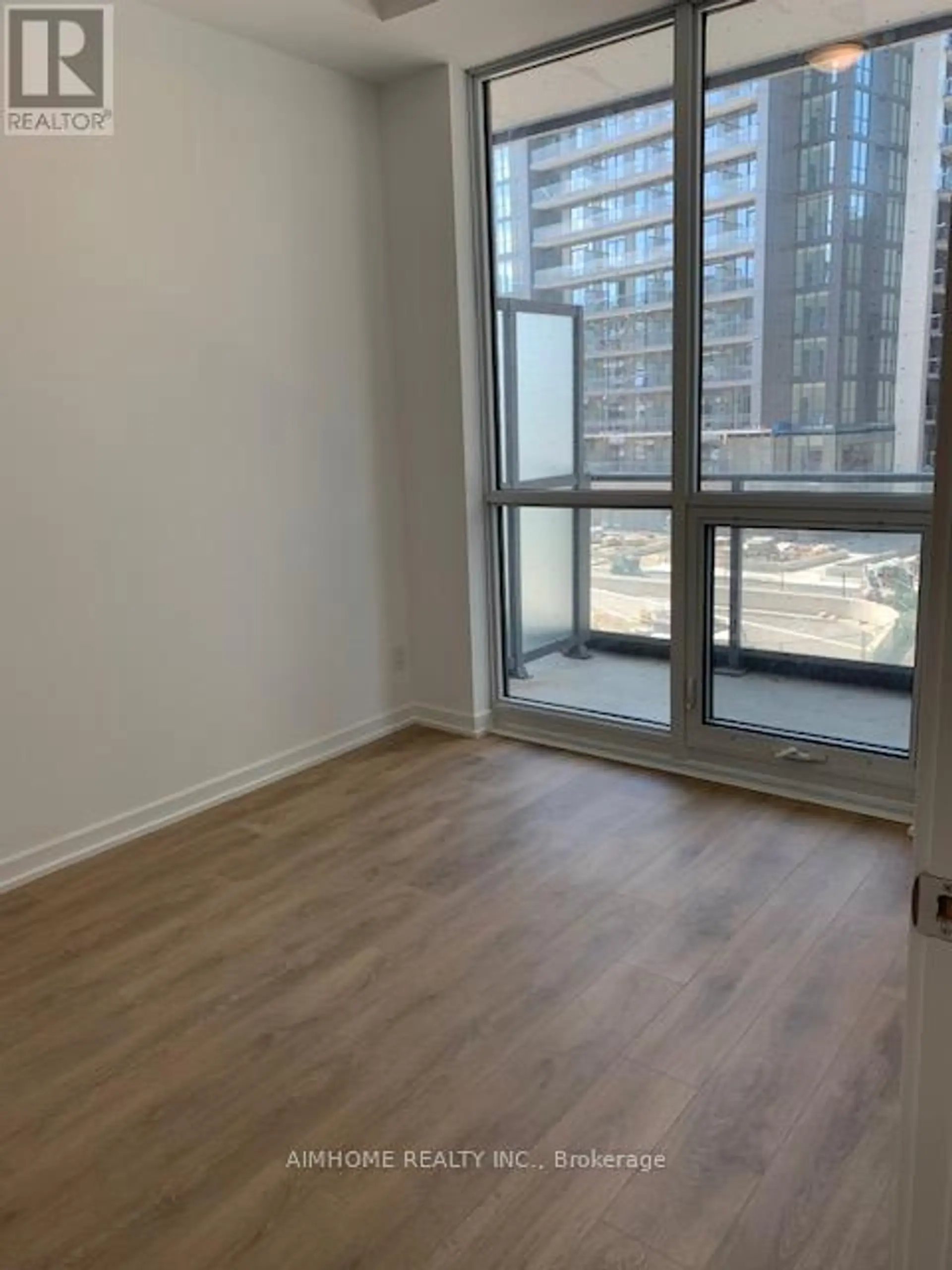#306 32 FOREST MANOR ROAD - Image 4