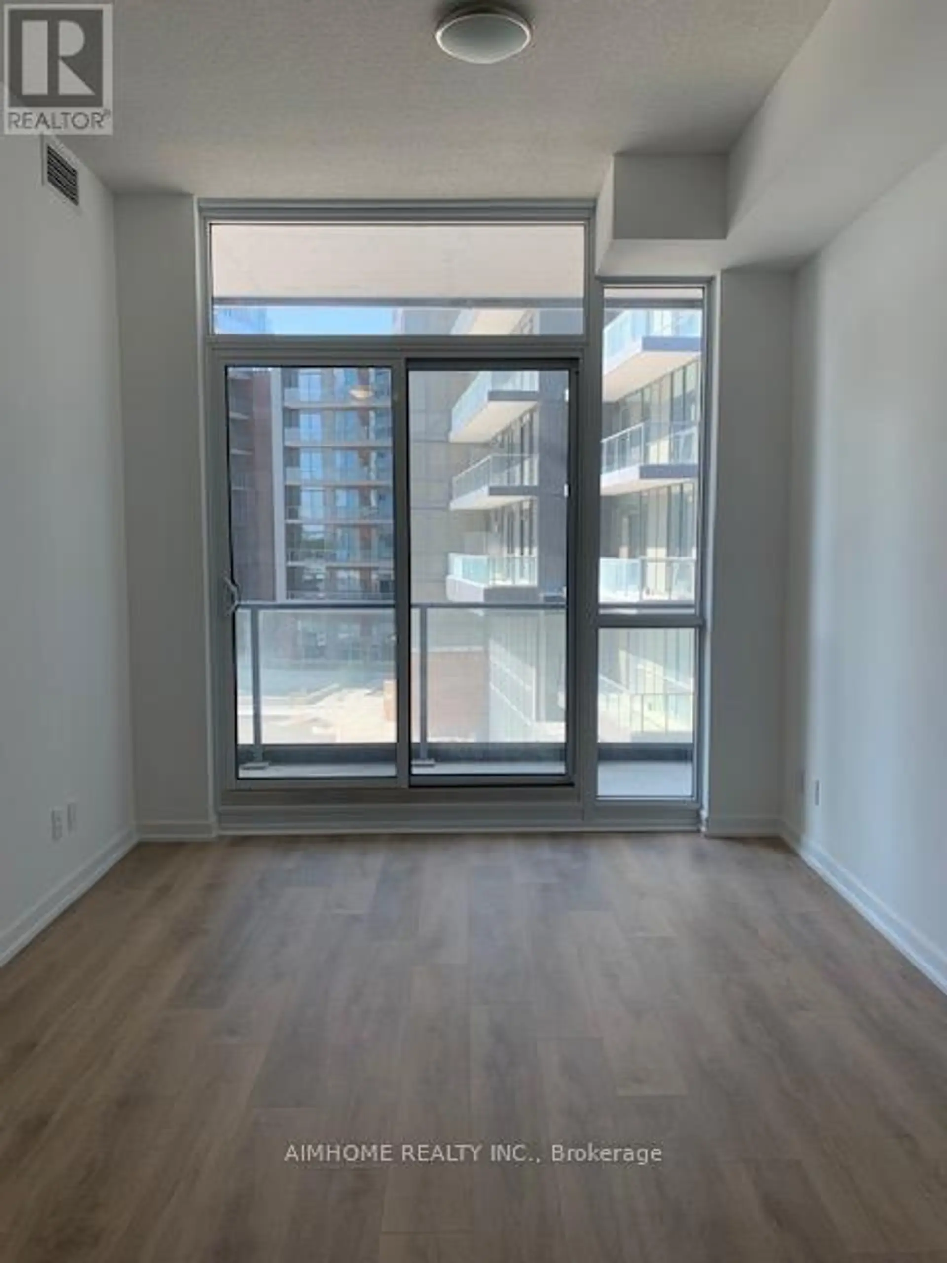 #306 32 FOREST MANOR ROAD - Image 3
