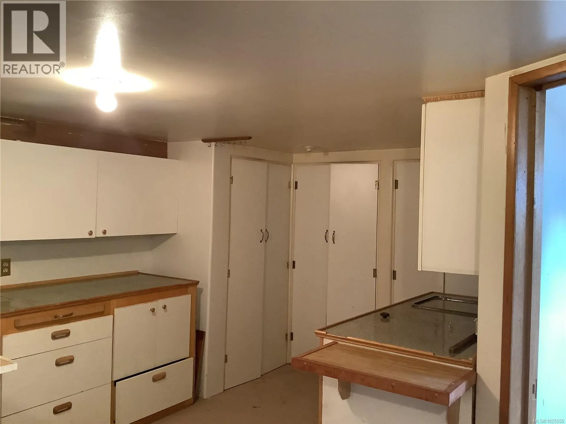 220 17th Ave - Image 15