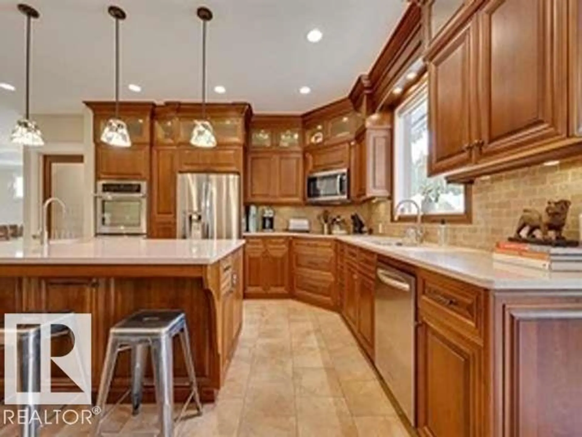 10836 130 Street NW - Image 5