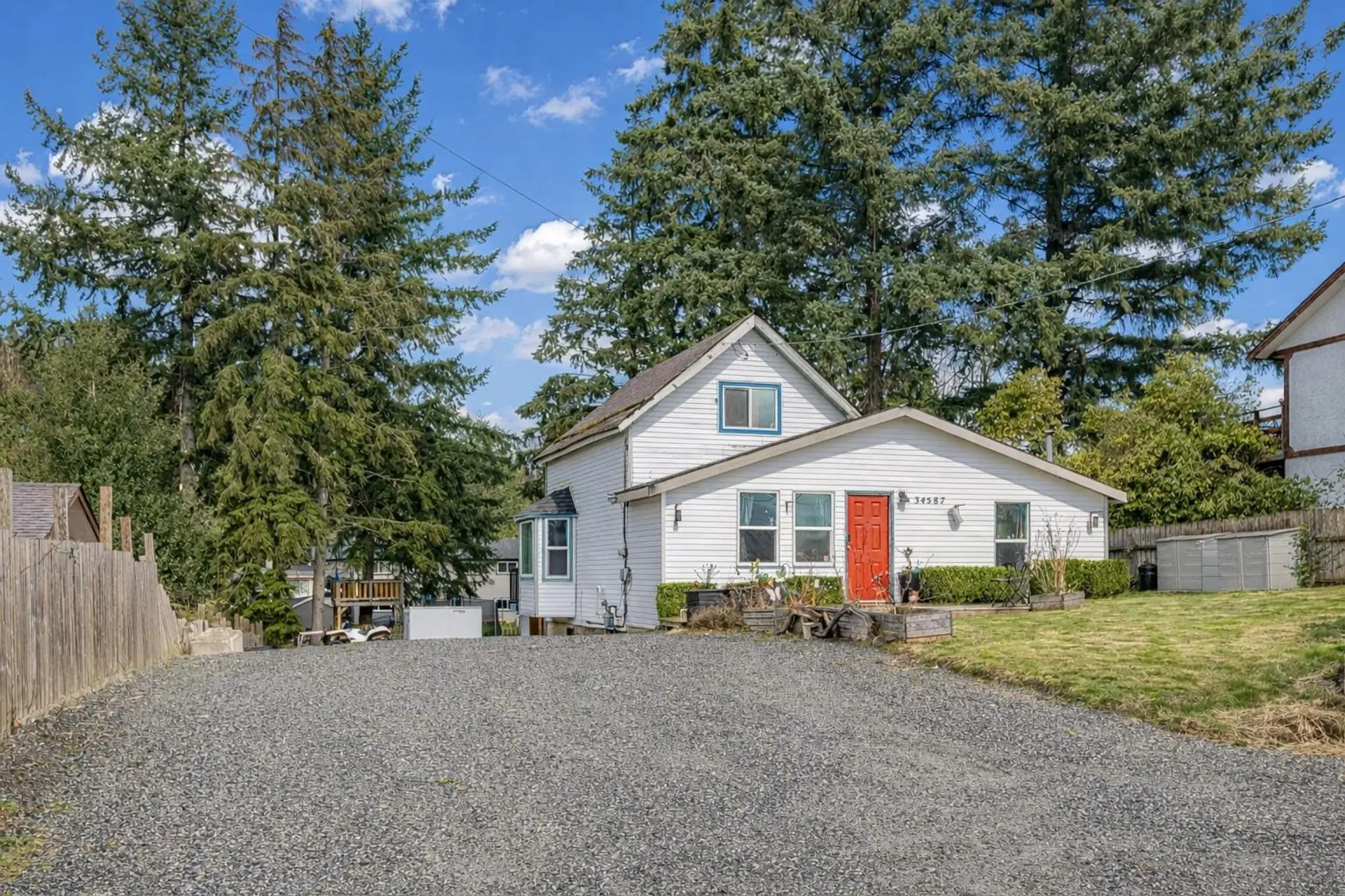 Property at 34587 Ferguson Avenue, Mission, BC