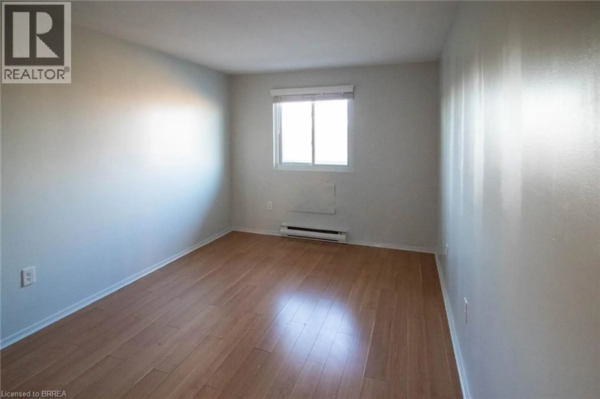 #304 1100 JALNA Boulevard - Image 15