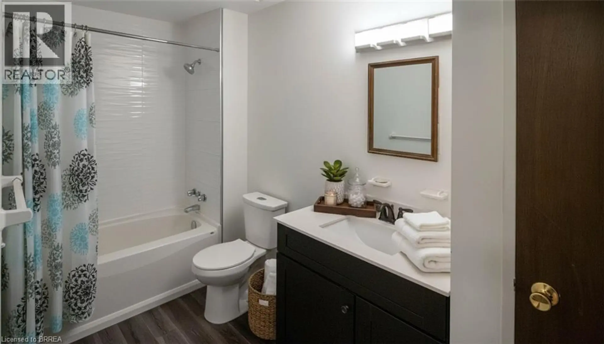 #304 1100 JALNA Boulevard - Image 7