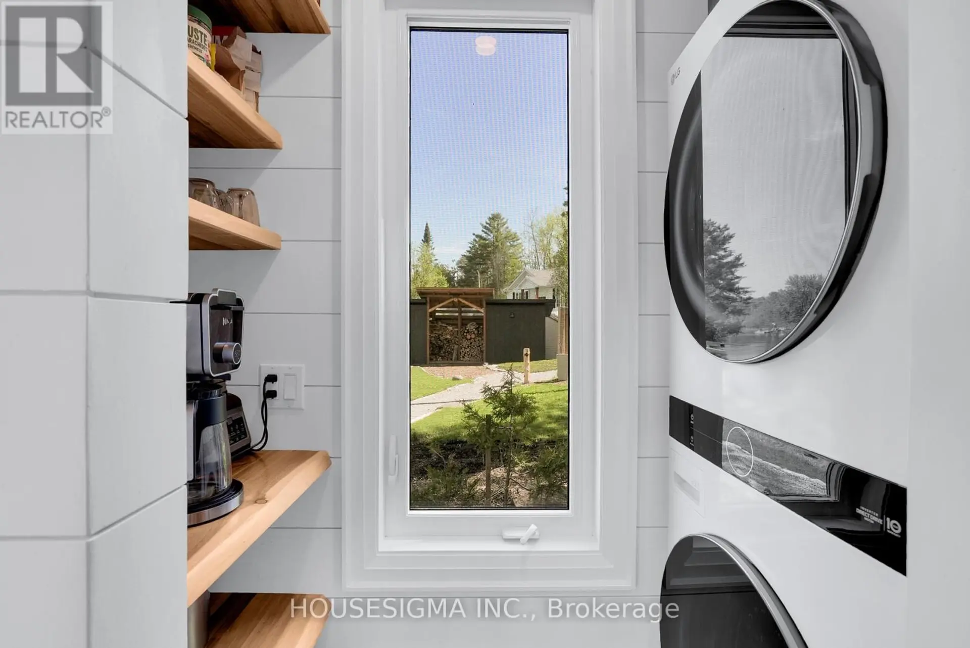 8150 LAIDLAW AVENUE - Image 11