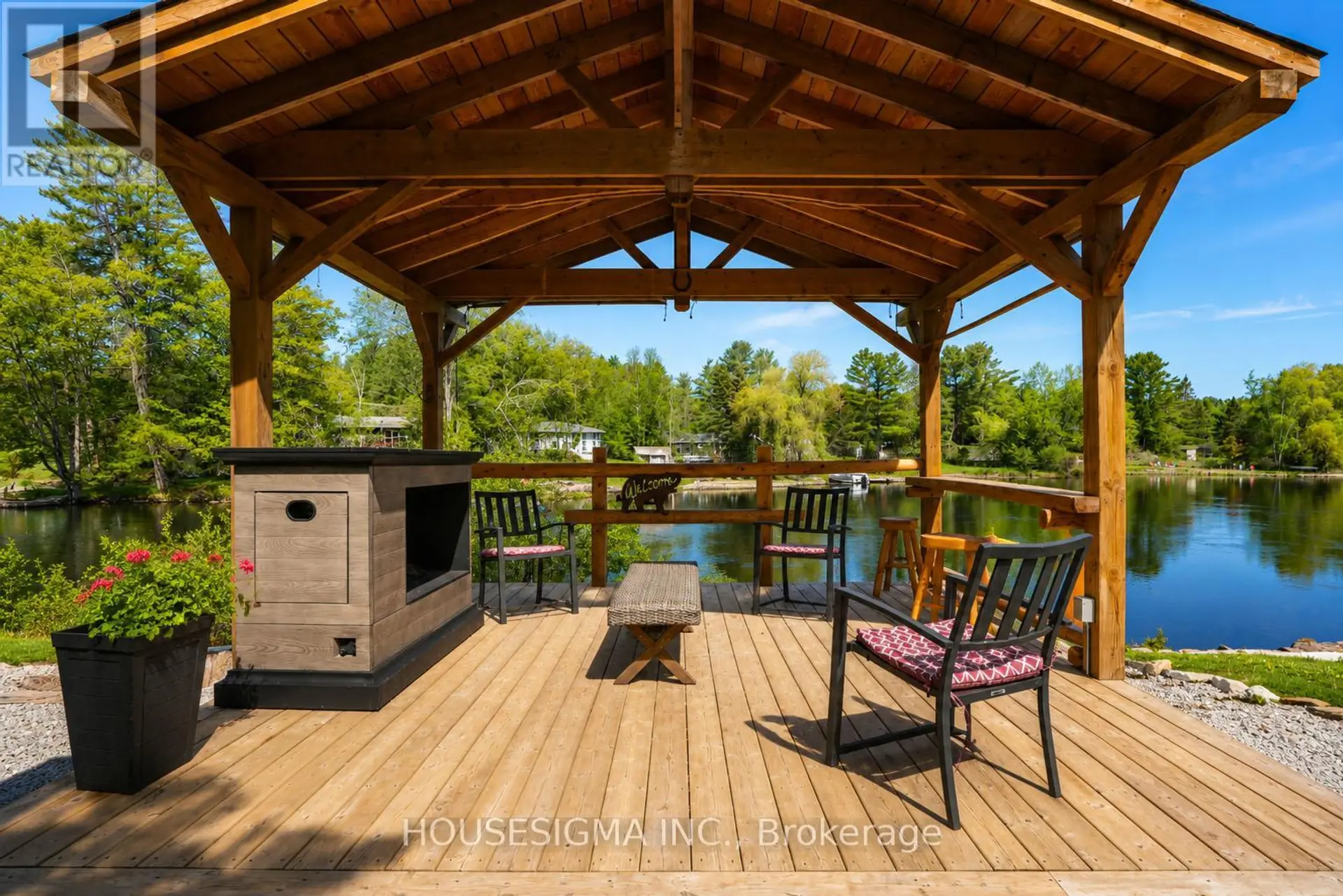 8150 LAIDLAW AVENUE - Image 4