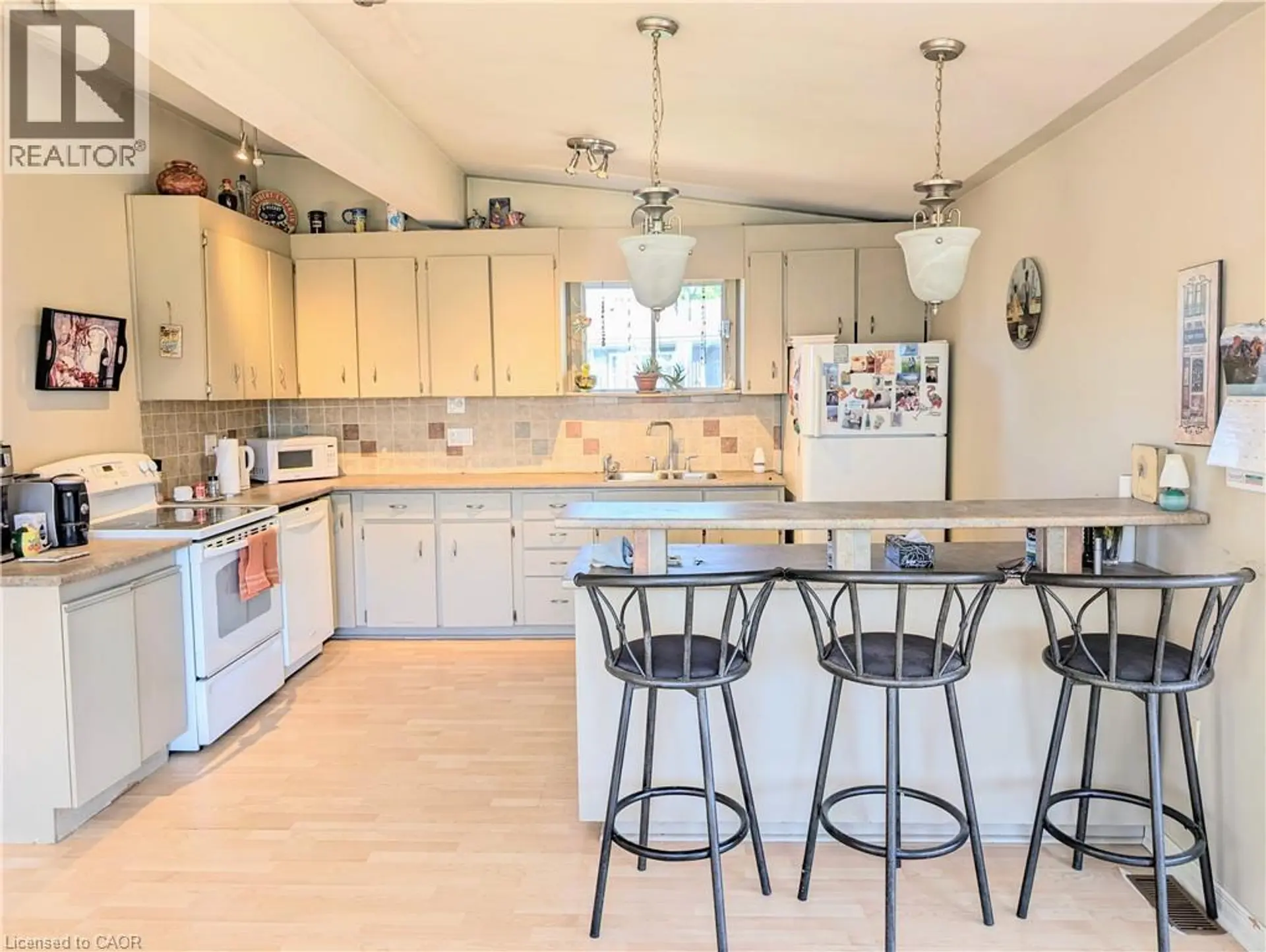 18 KENNETH Avenue - Image 4