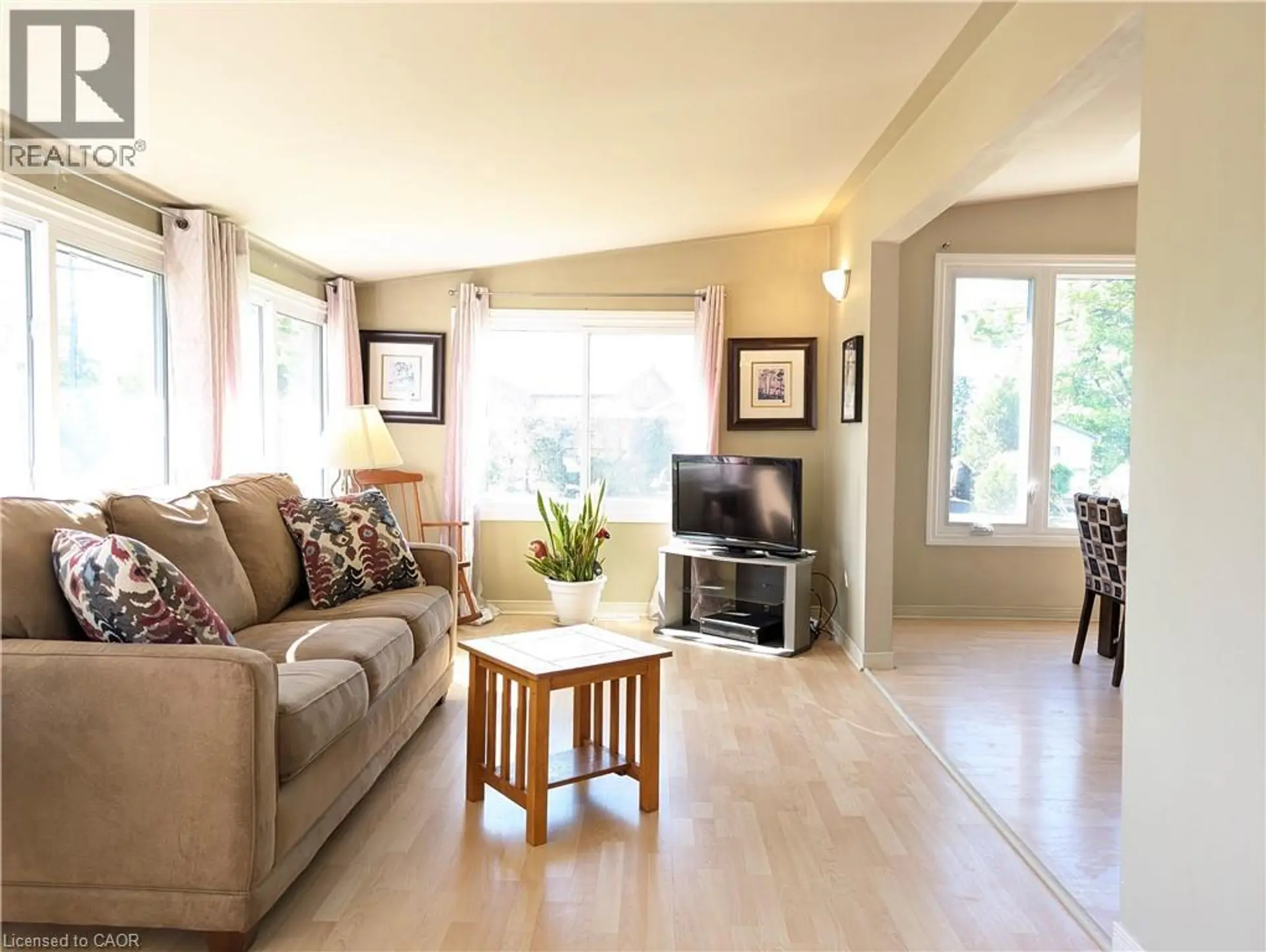 18 KENNETH Avenue - Image 3