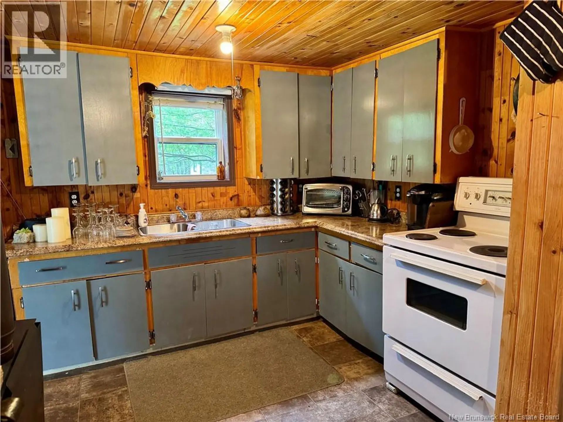 9 Clarks Point Road - Image 7