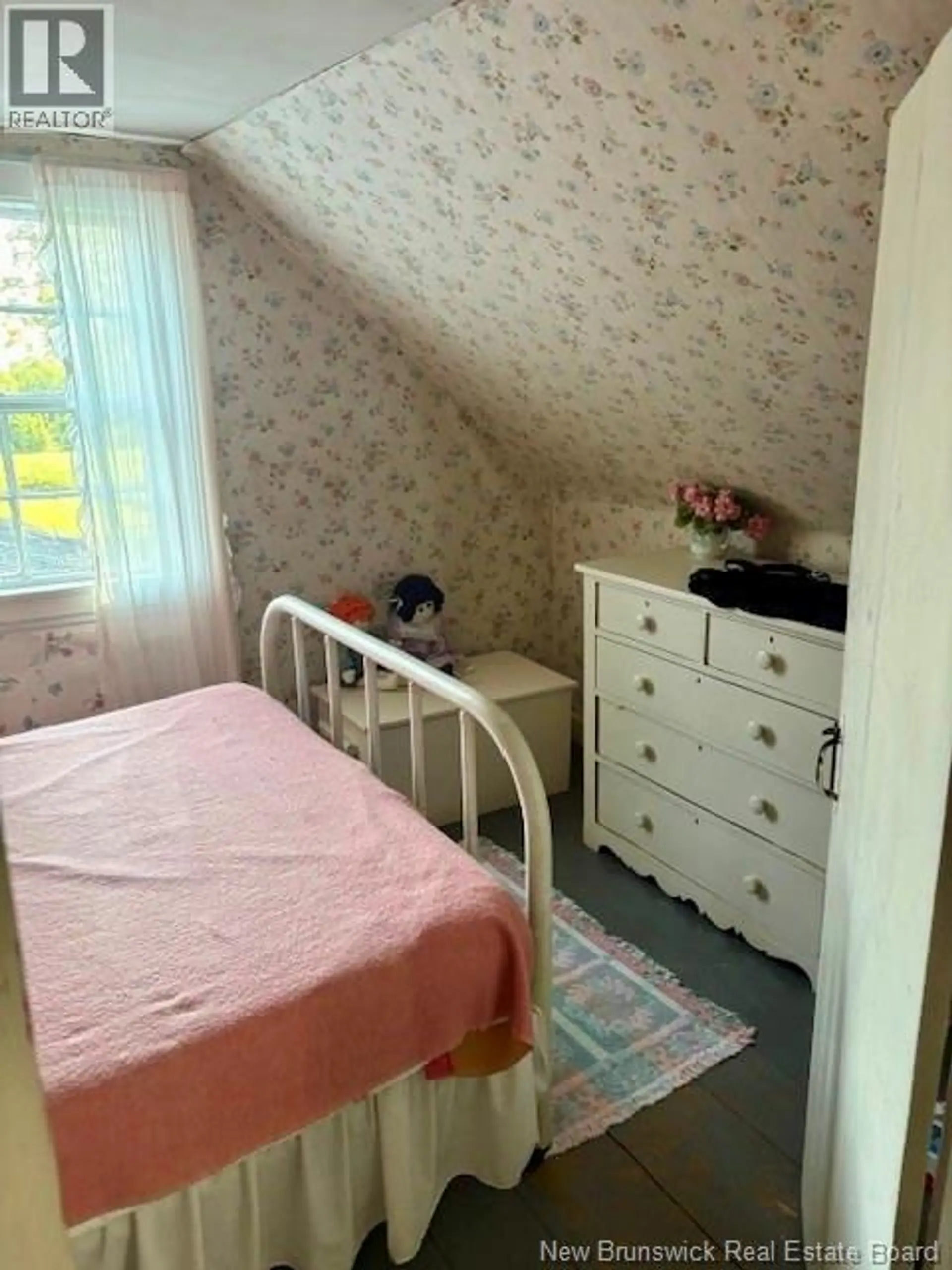 165 Green Road - Image 13