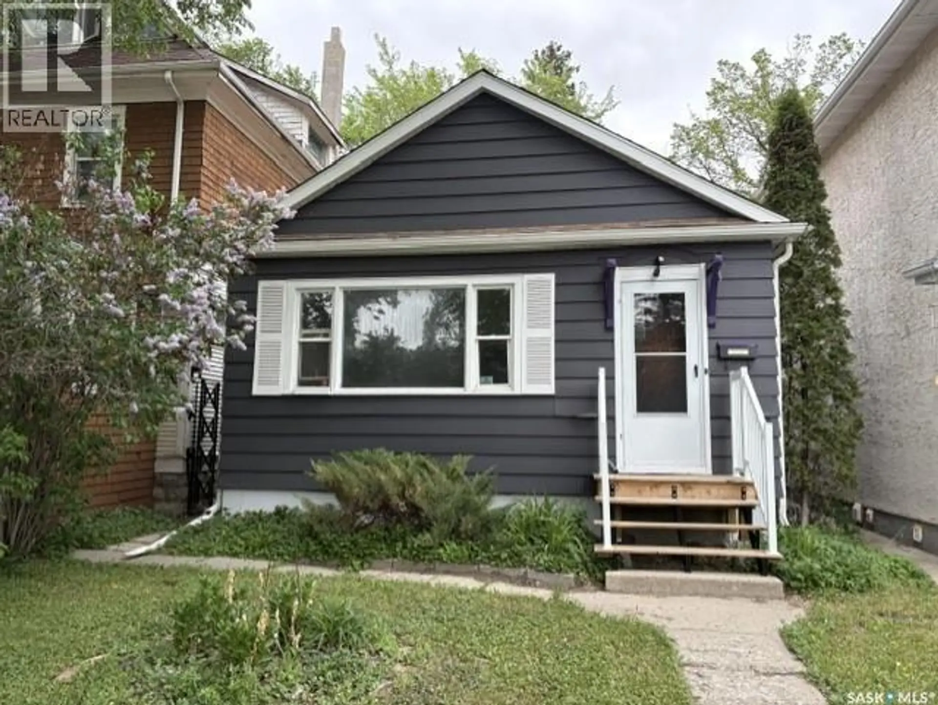 2047 Retallack STREET - Image 1