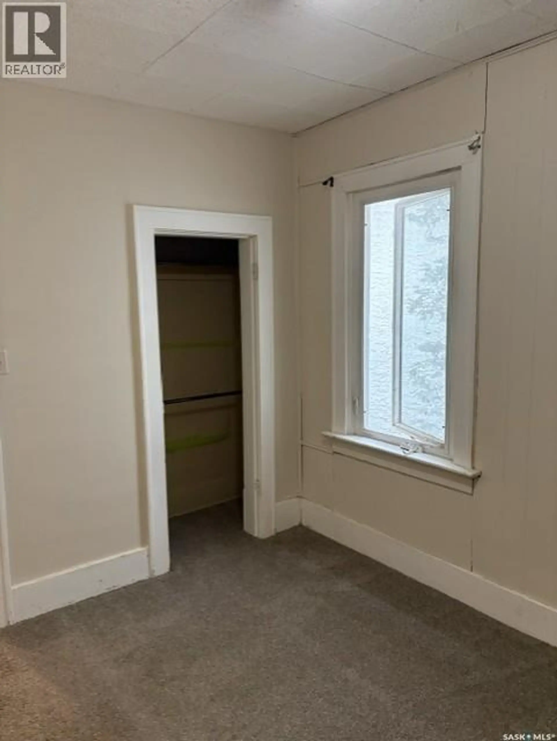 2047 Retallack STREET - Image 9