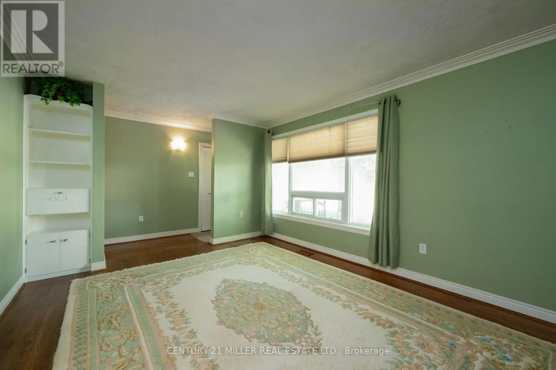 1304 AVON CRESCENT - Image 12