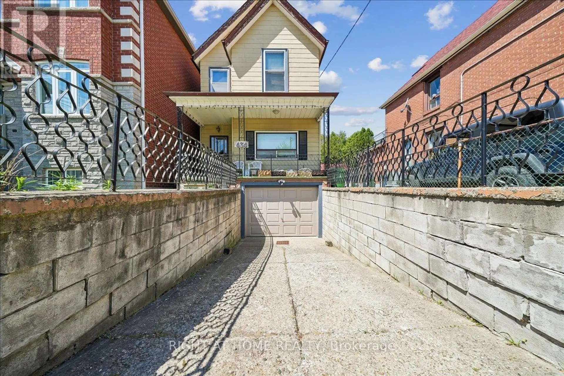 434 MARGUERETTA STREET N - Image 3
