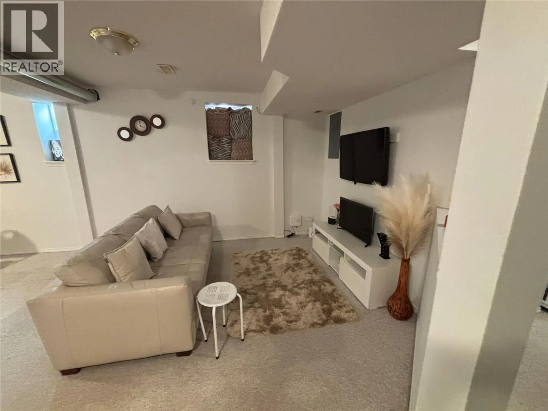 741 Dunrobin Drive - Image 4