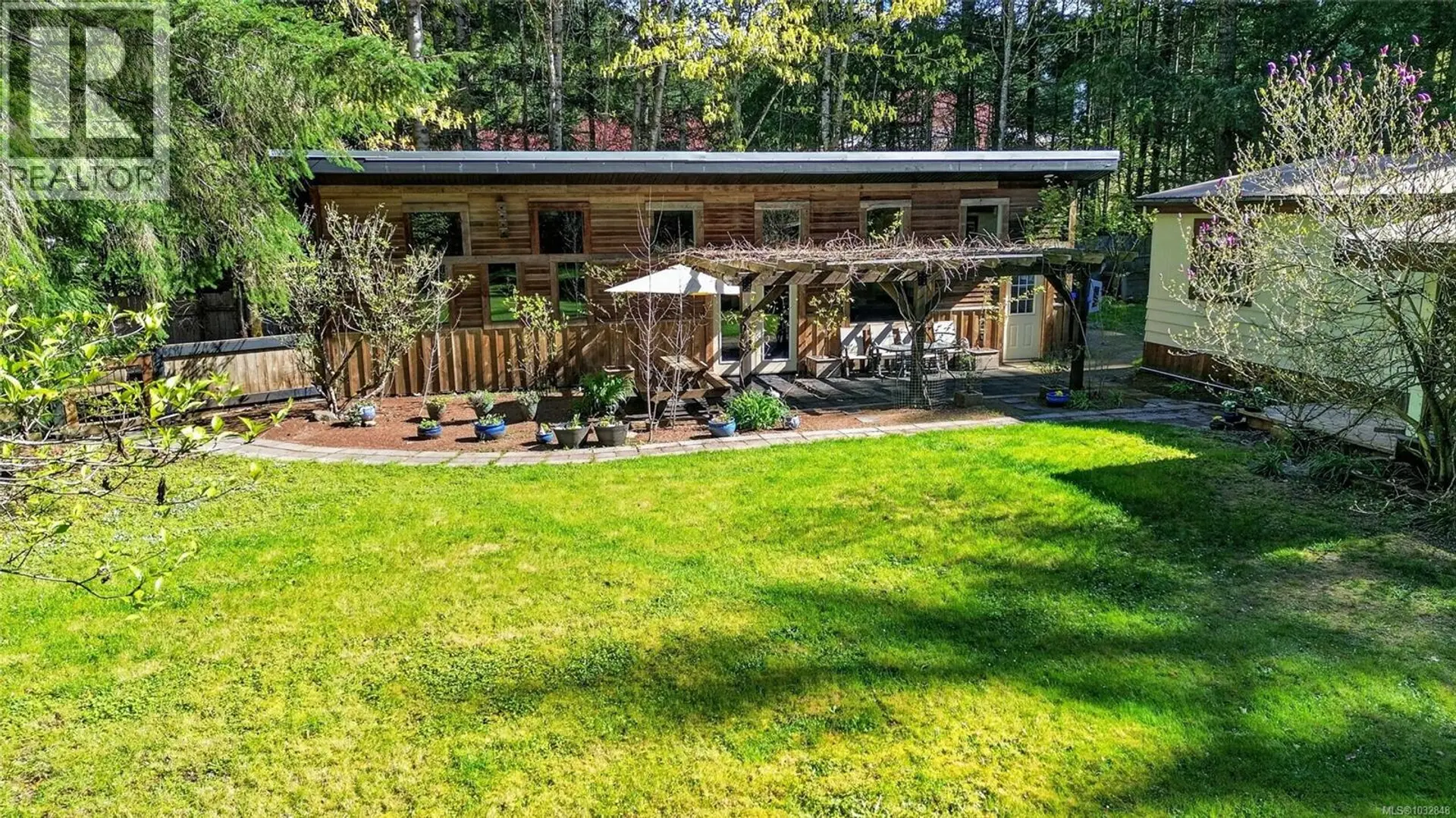 Property at 1208 North Rd, Gabriola Island, BC