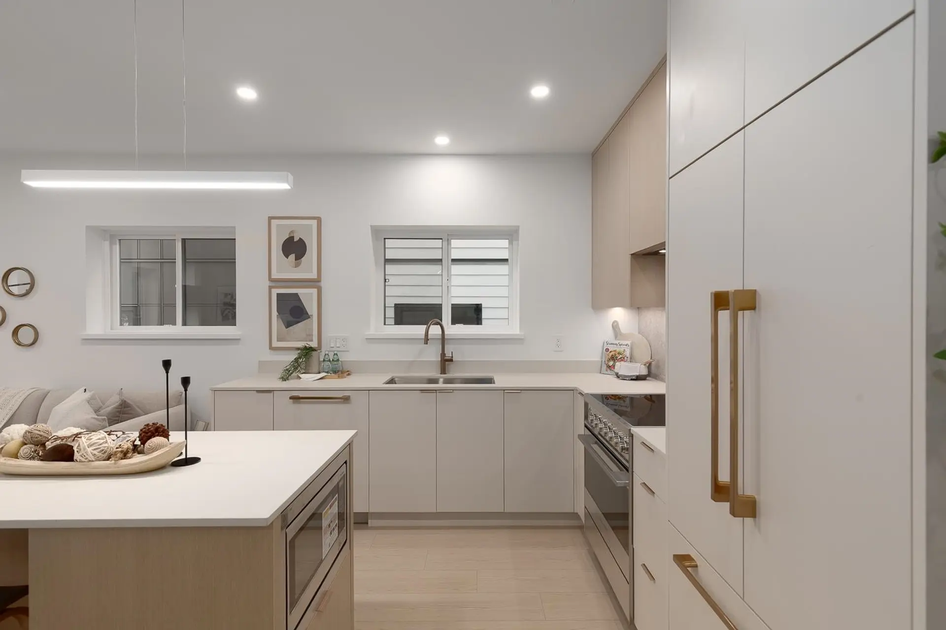 #209 2339 E 34th Avenue - Image 4