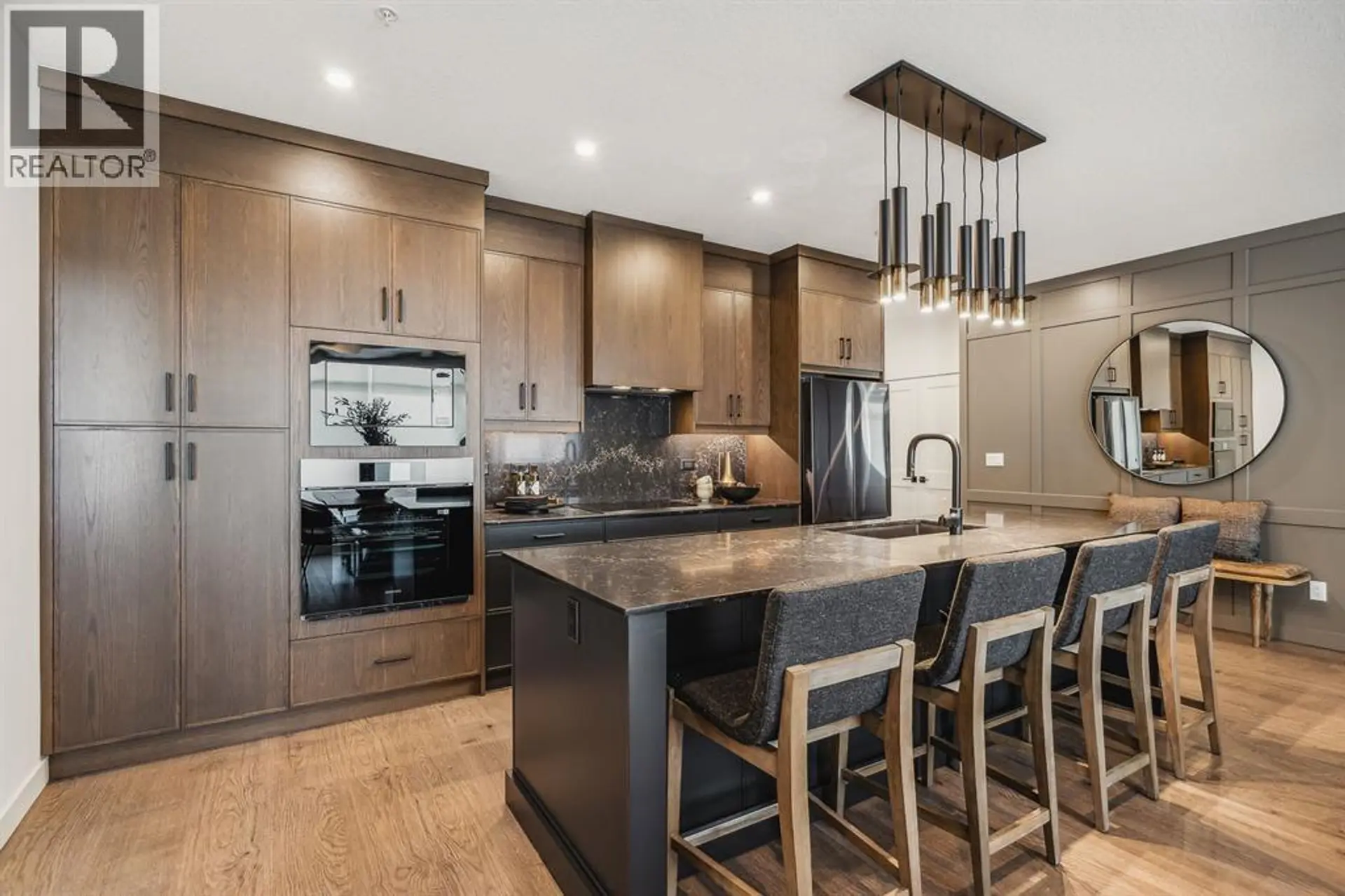 60 Cascade Ridge - Image 10