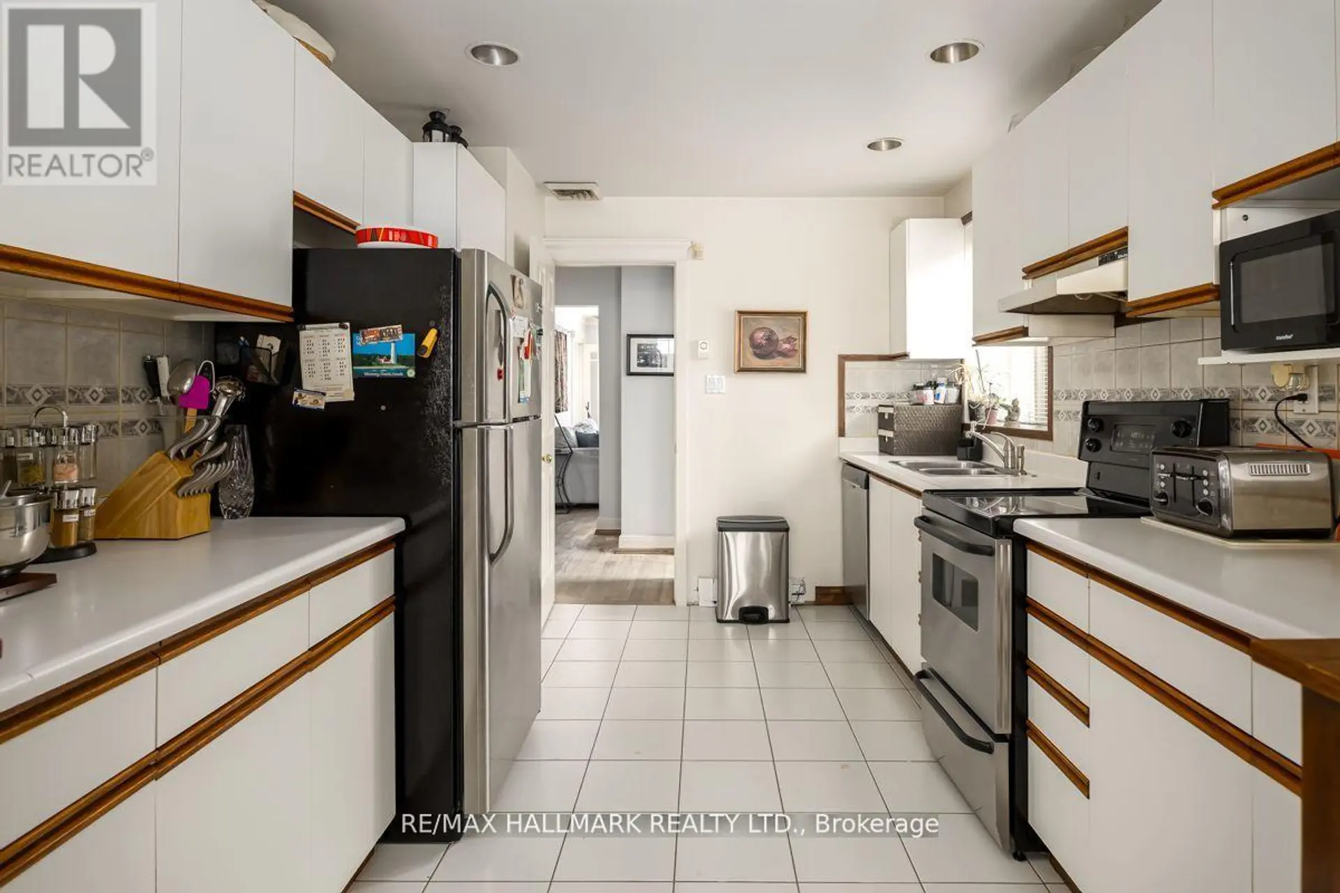 22 AIRLEY CRESCENT - Image 4