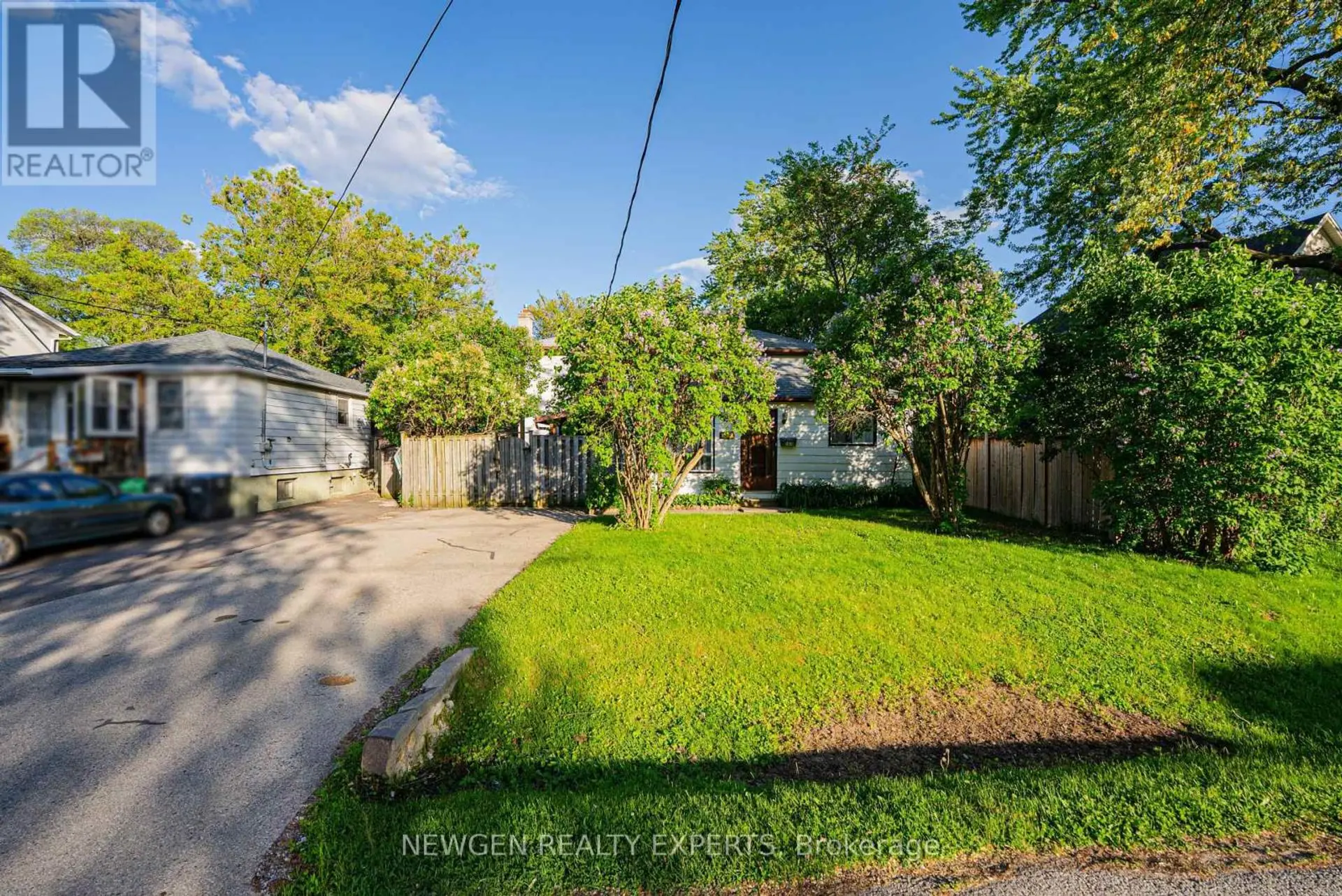 1070 PELHAM AVENUE - Image 18