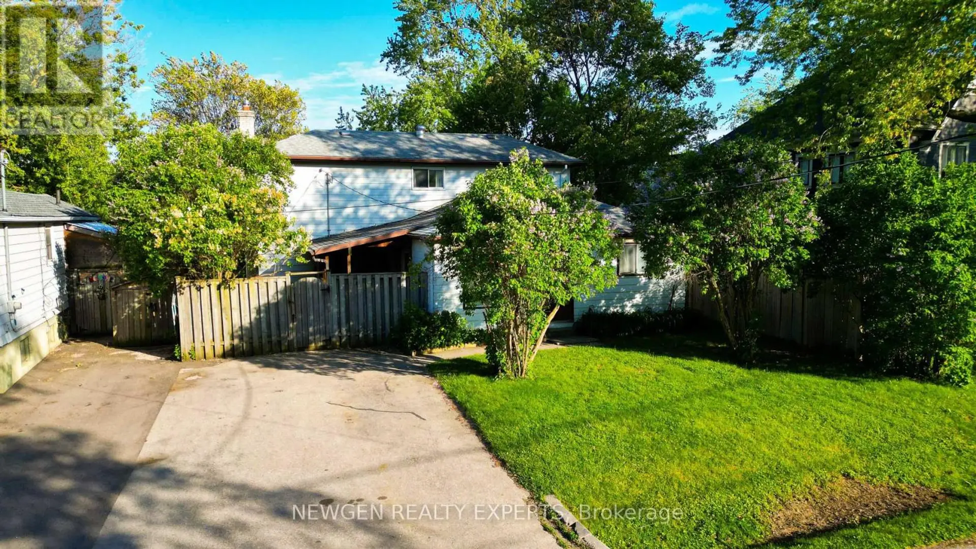 1070 PELHAM AVENUE - Image 5