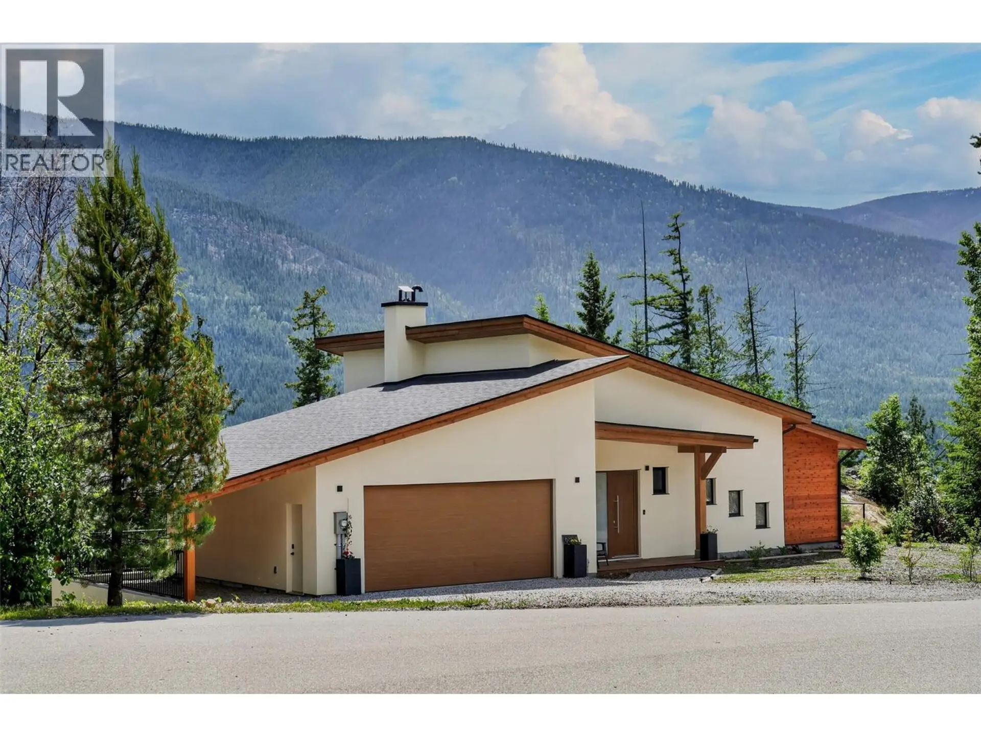 Property at 6804 Grandview Drive, Nelson, BC
