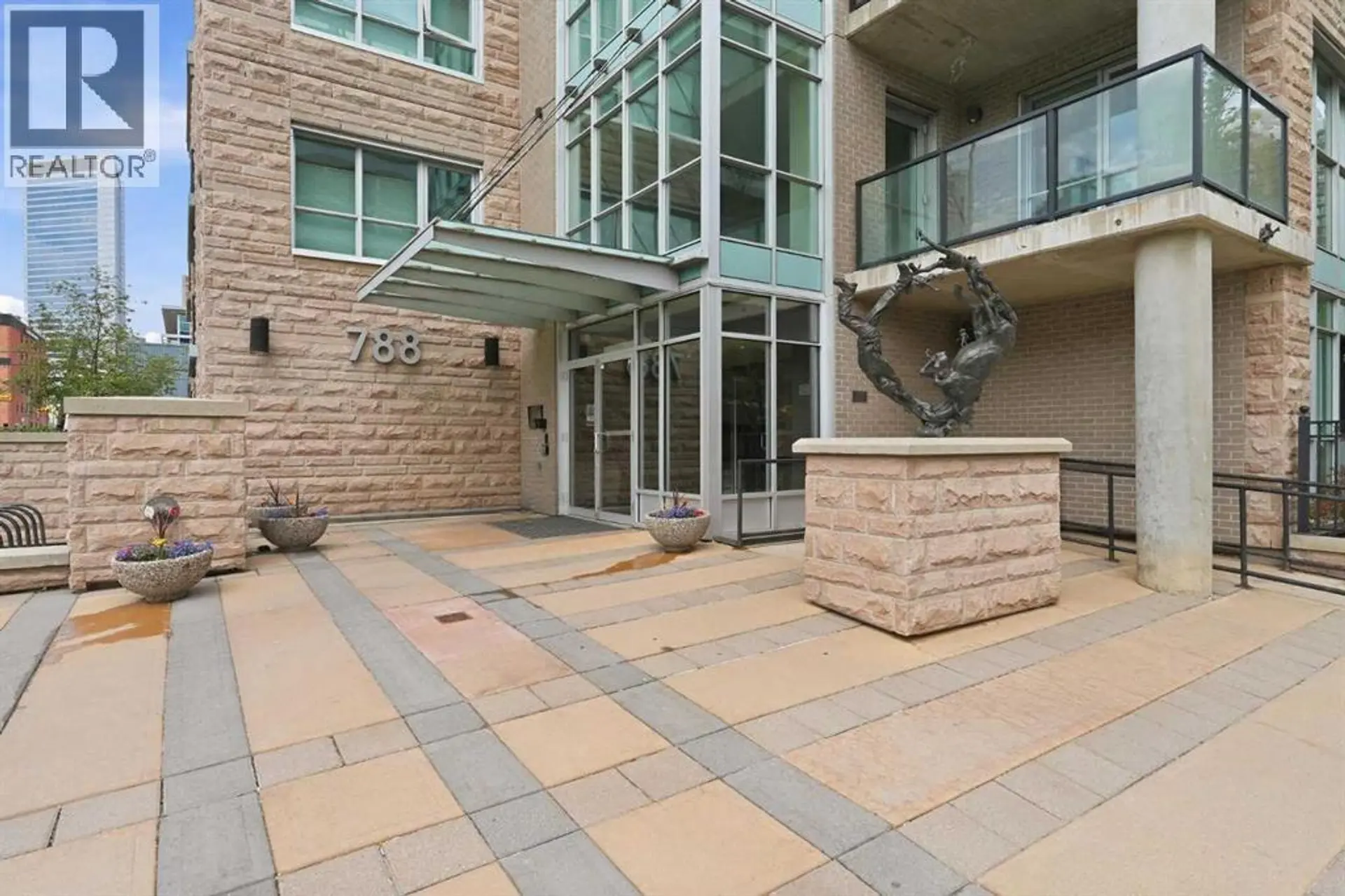 #1509 788 12 Avenue SW - Image 2