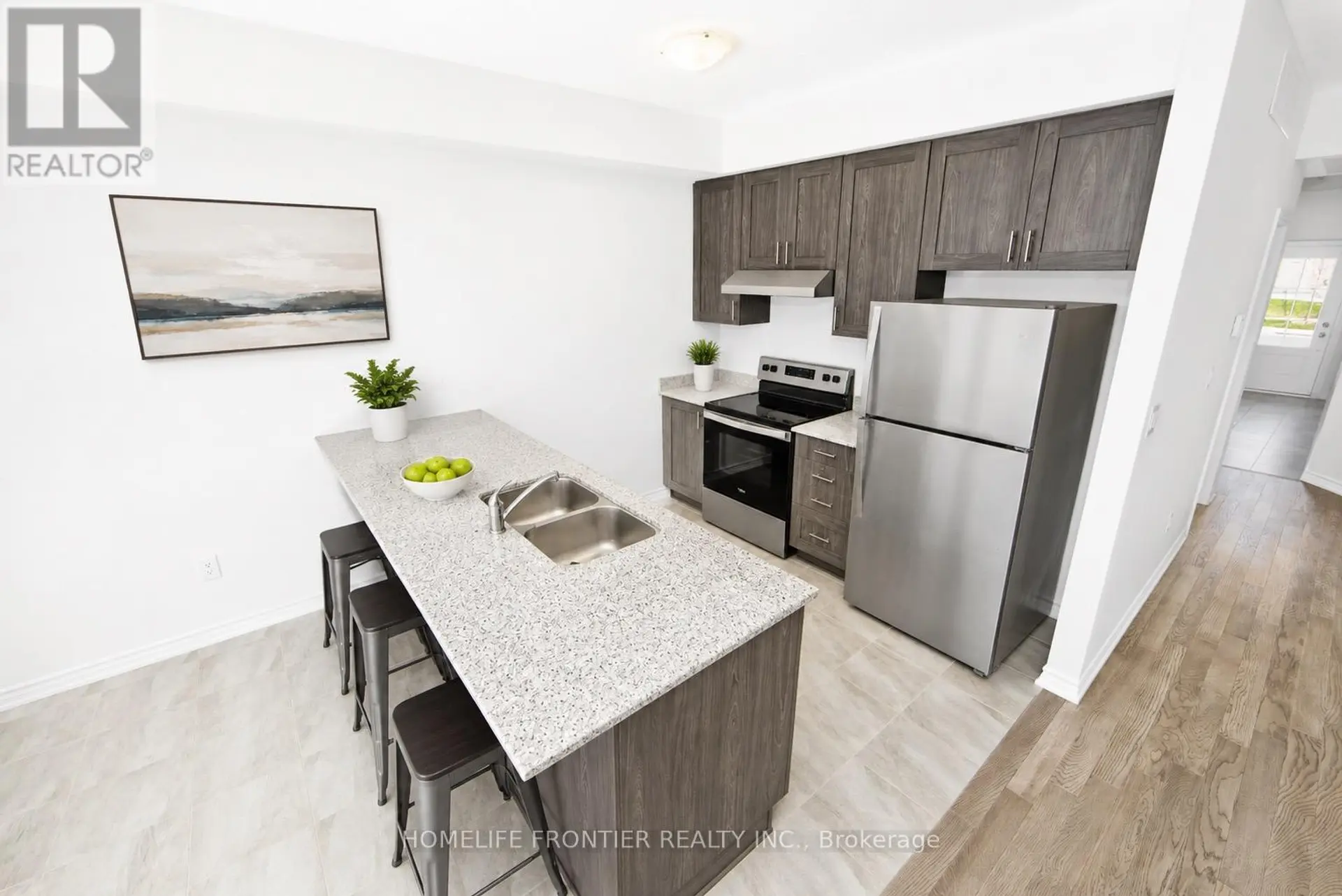 11 SPRUCESIDE DRIVE - Image 5
