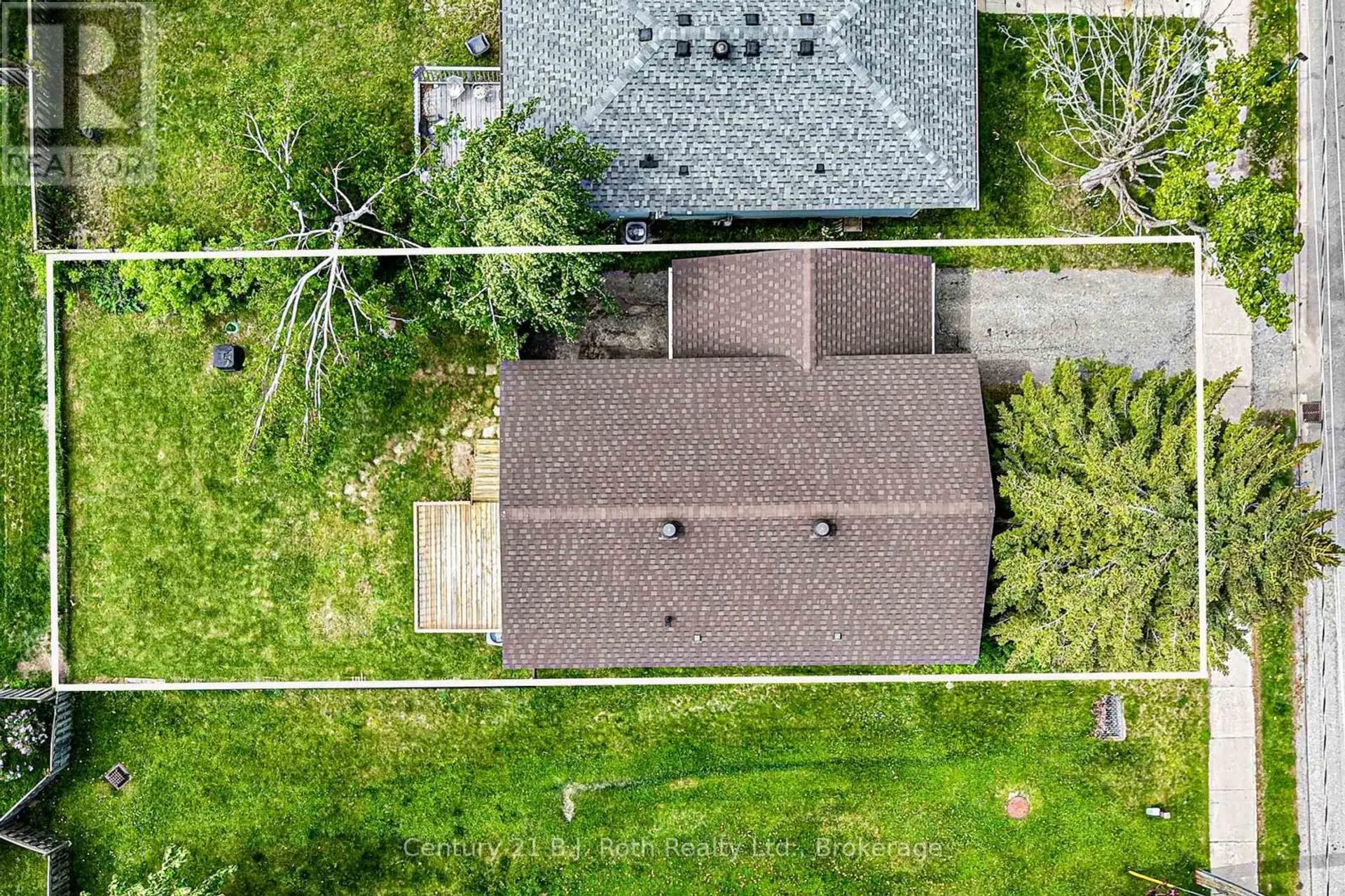 211 WESTMOUNT DRIVE S - Image 8