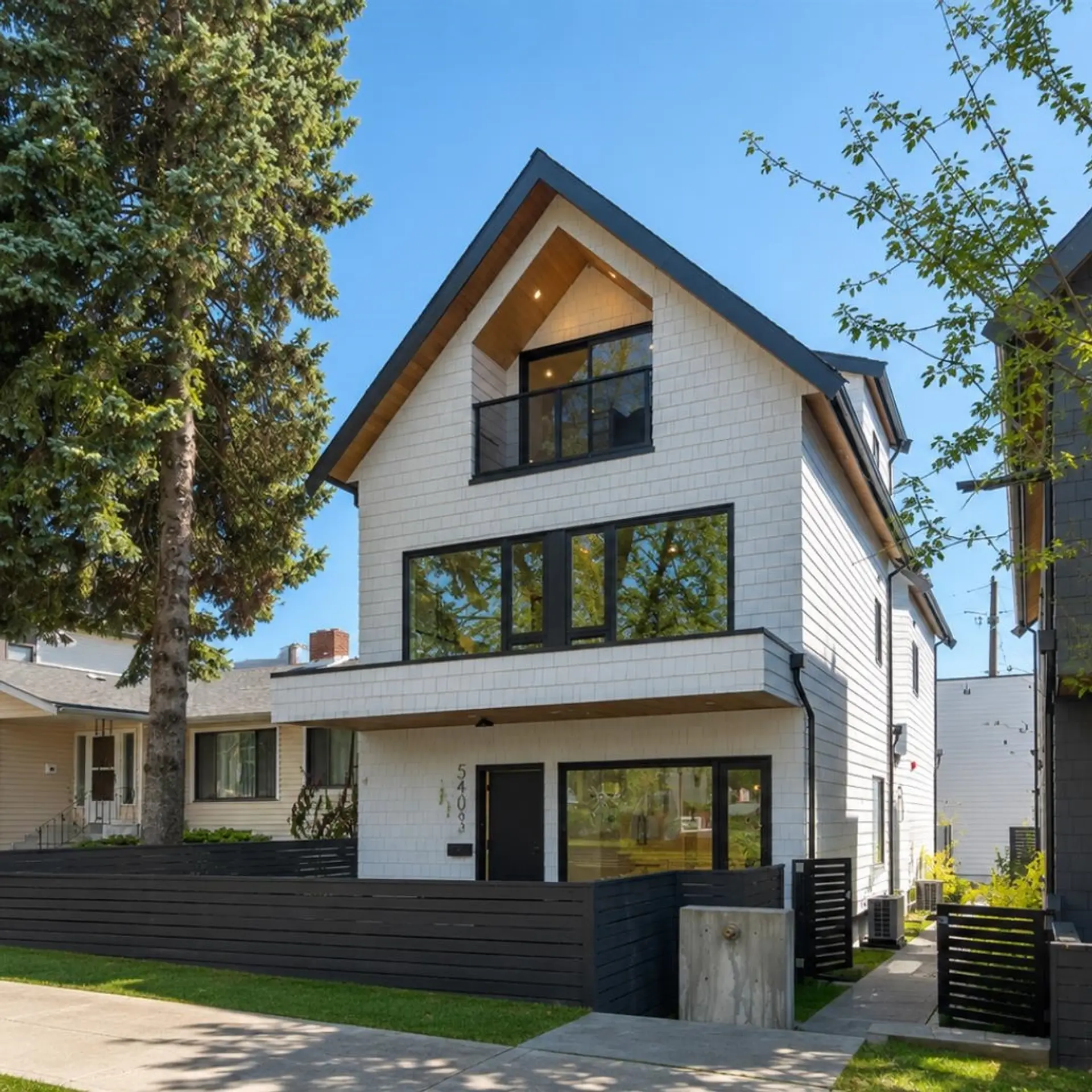 Property at 5405 Wales Street, Vancouver, BC