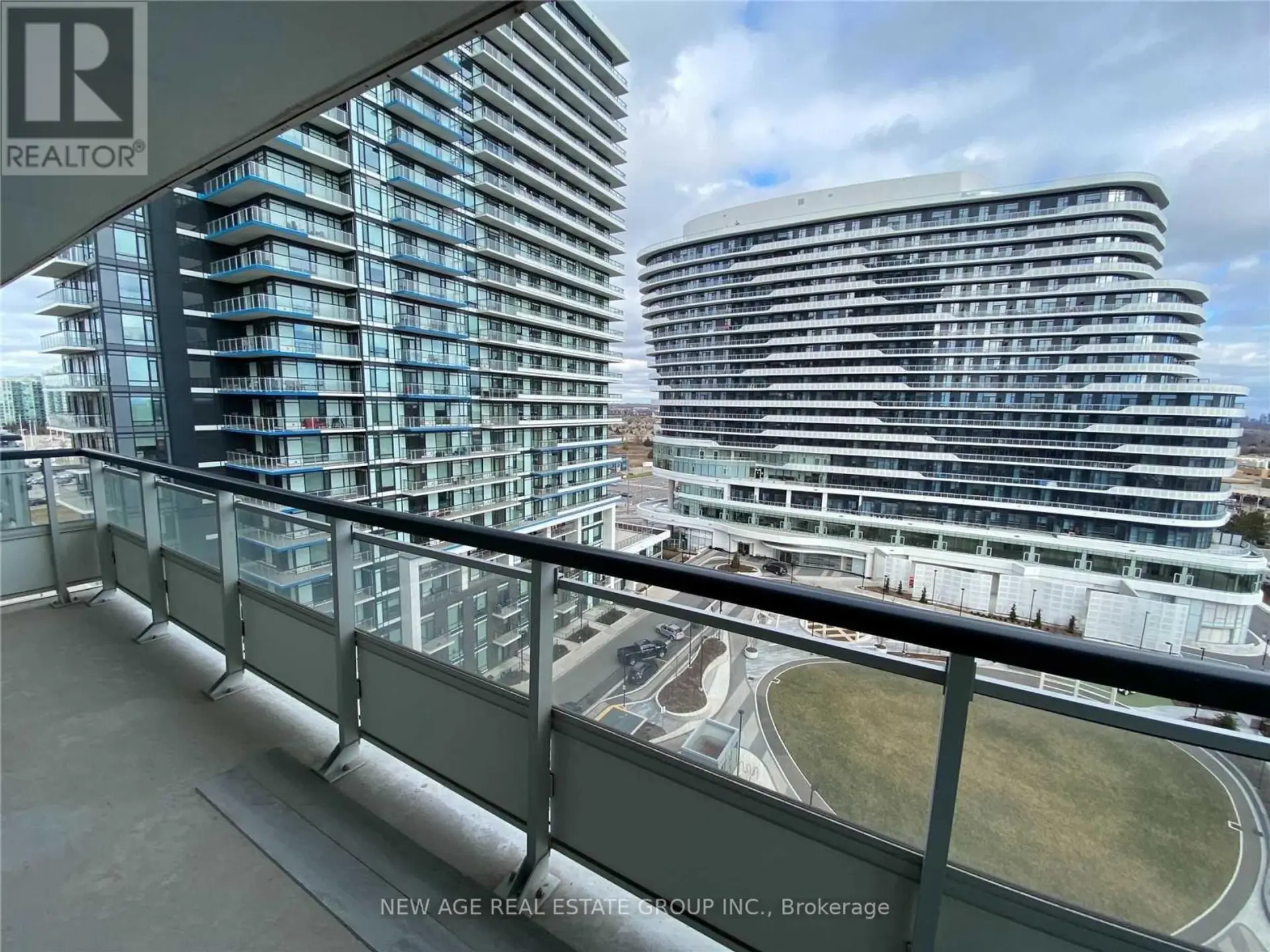 #1001 2560 EGLINTON AVENUE W - Image 15