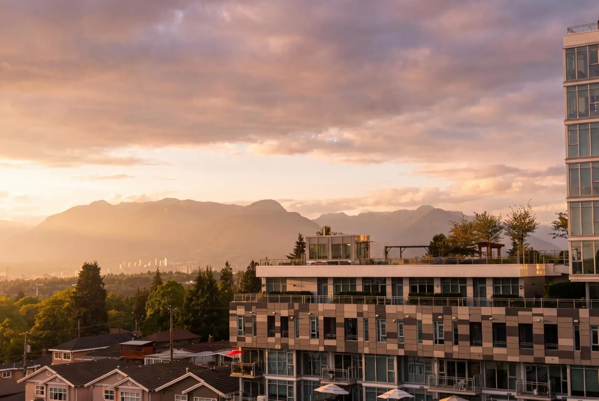 Property at #608 2435 Kingsway, Vancouver, BC