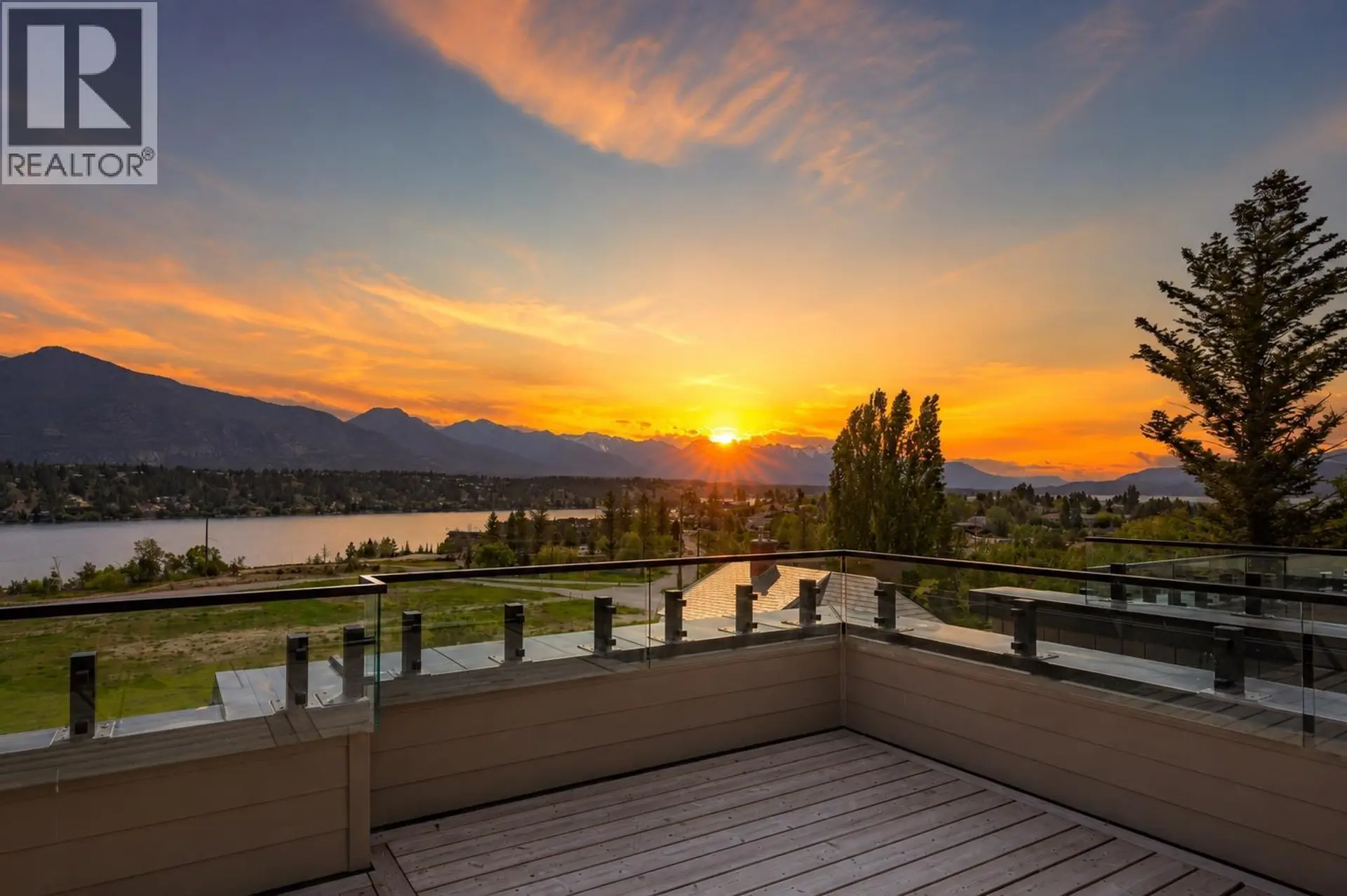 Property at #404 510 14TH Street, Invermere, BC