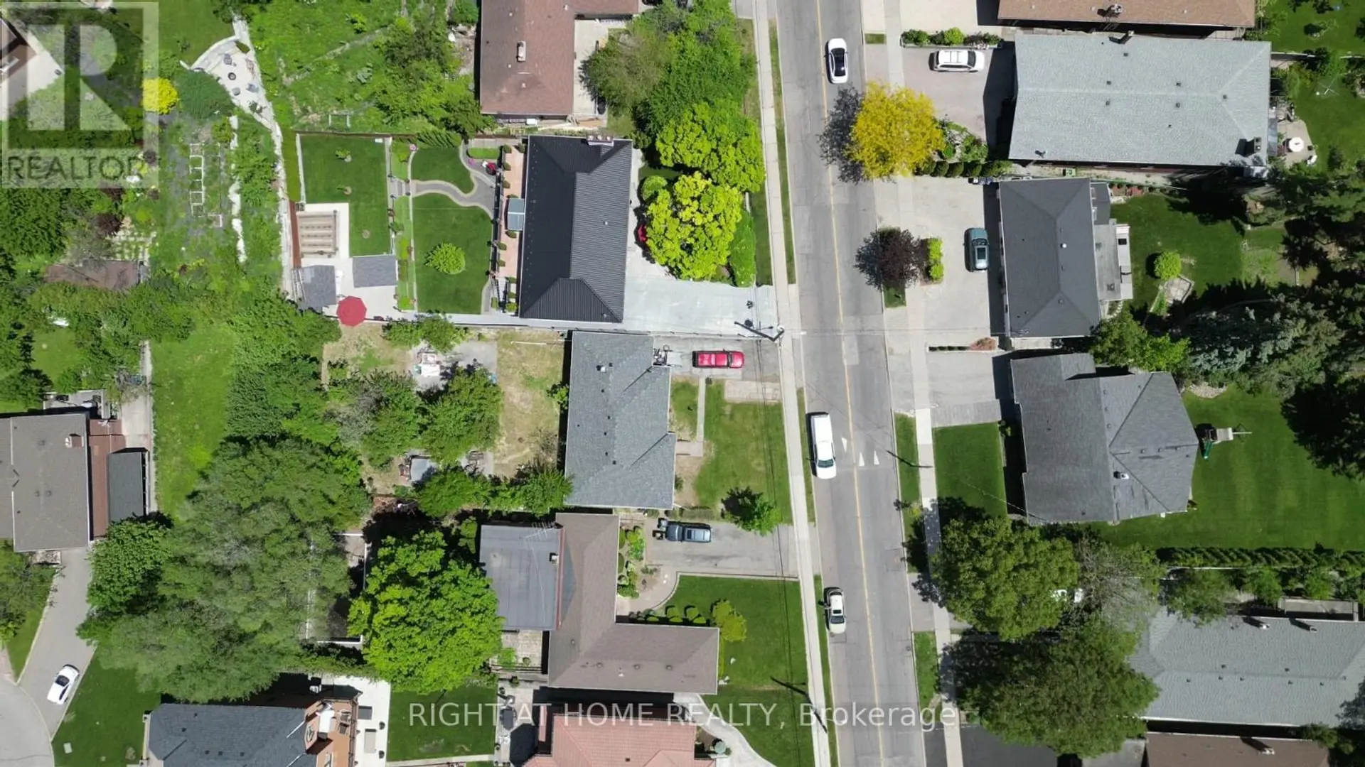 362 MAPLE LEAF DRIVE - Image 13