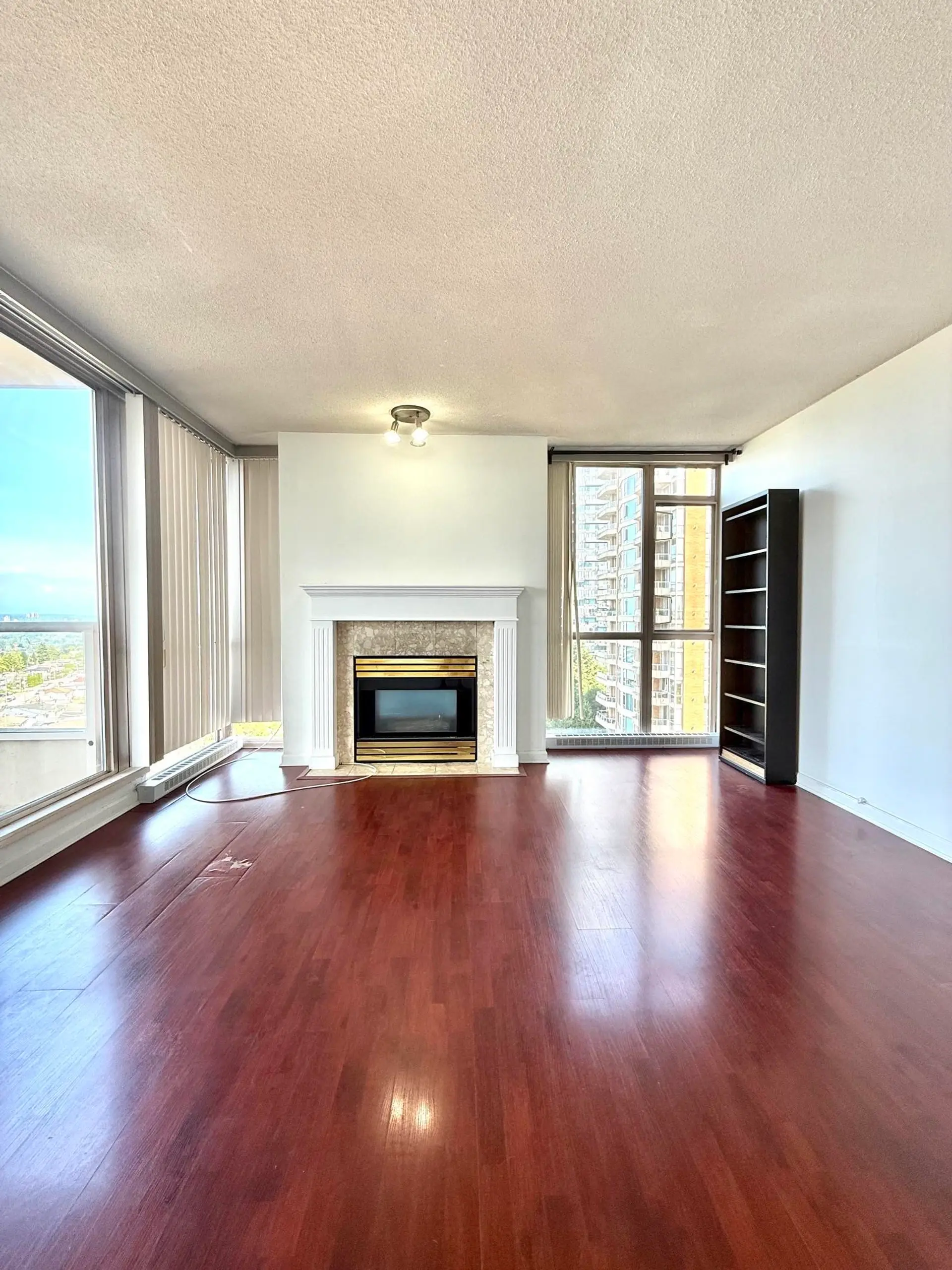 #1101 4657 Hazel Street - Image 2